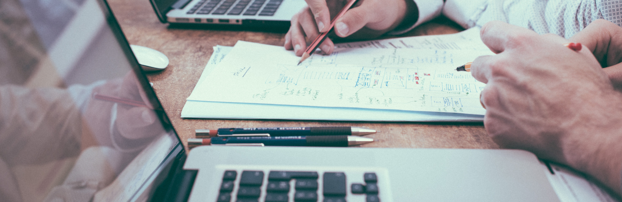 computer with detailed reports.png