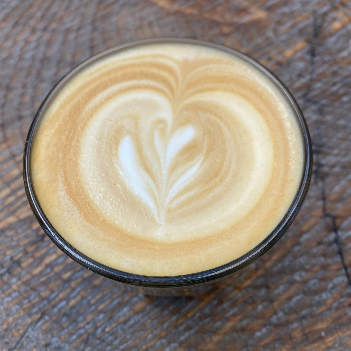 I sat outside today first time in almost a year and had a latte at Stable Cafe by SFRC for a social distance visit with Priscilla Hill, one of SFRC Reiki Practitioners. Feeling grateful ❤️🙏❤️