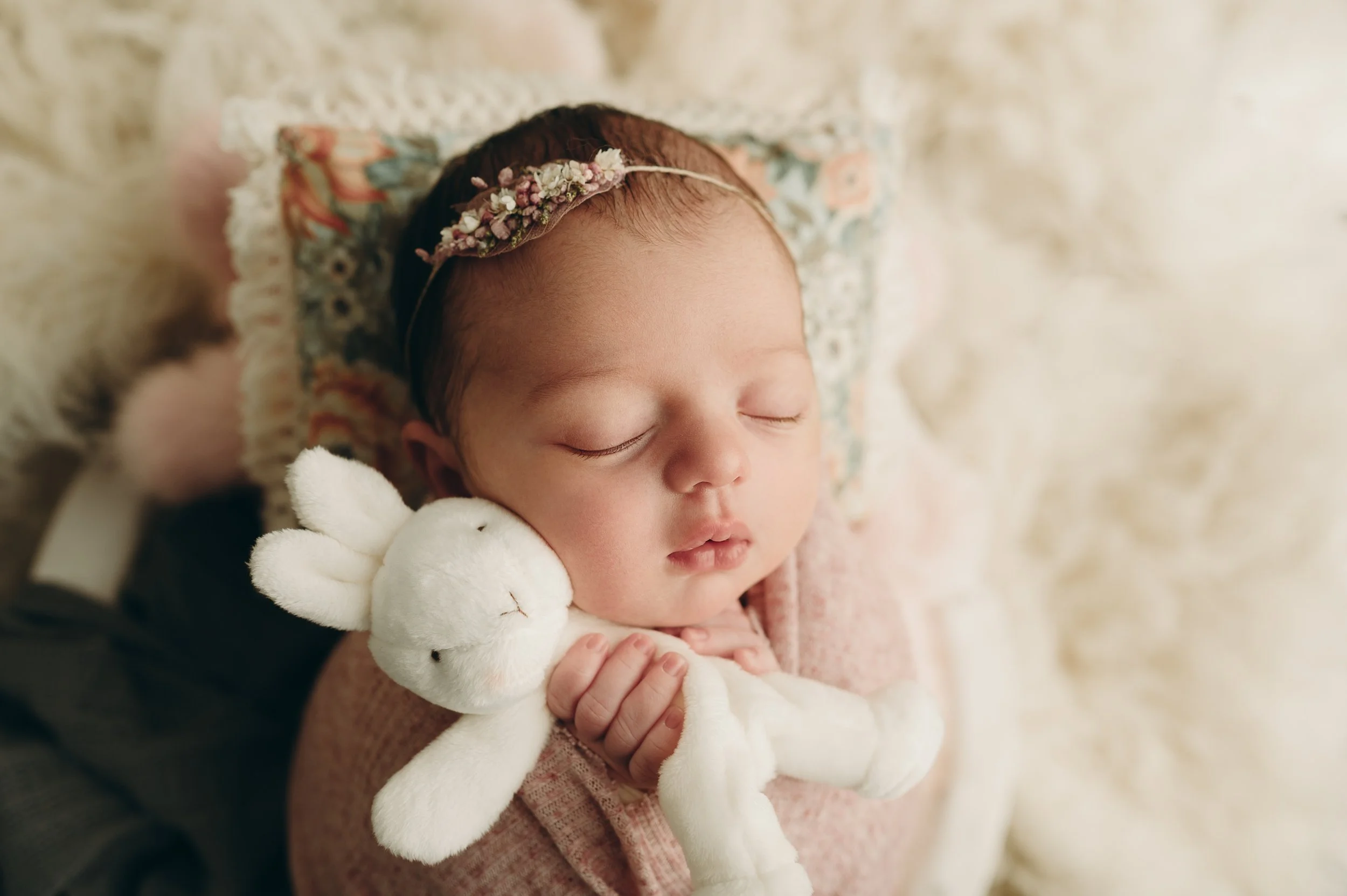 Leah Newborn - 14.jpg