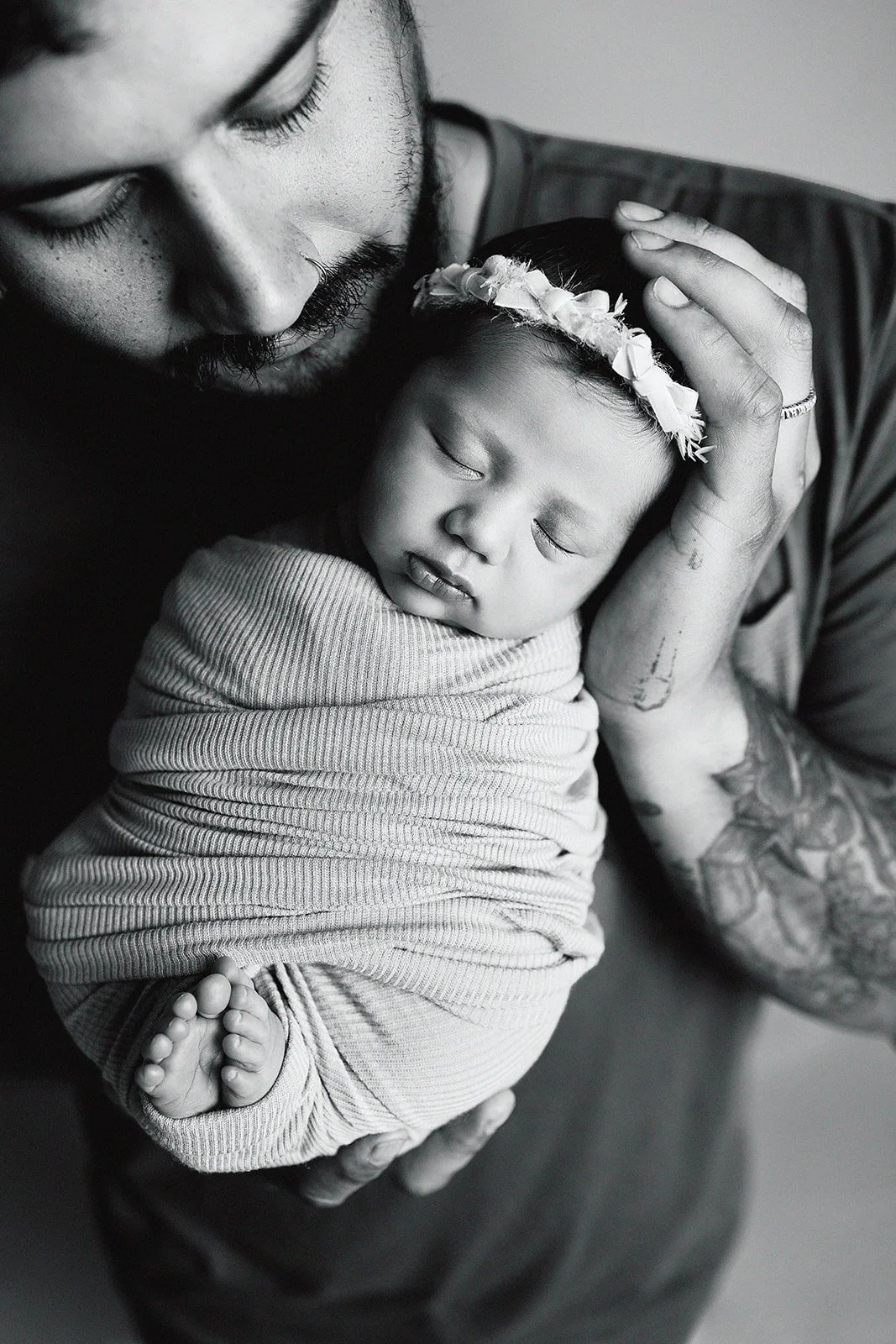 Azalea Newborn - 2 BW.jpg