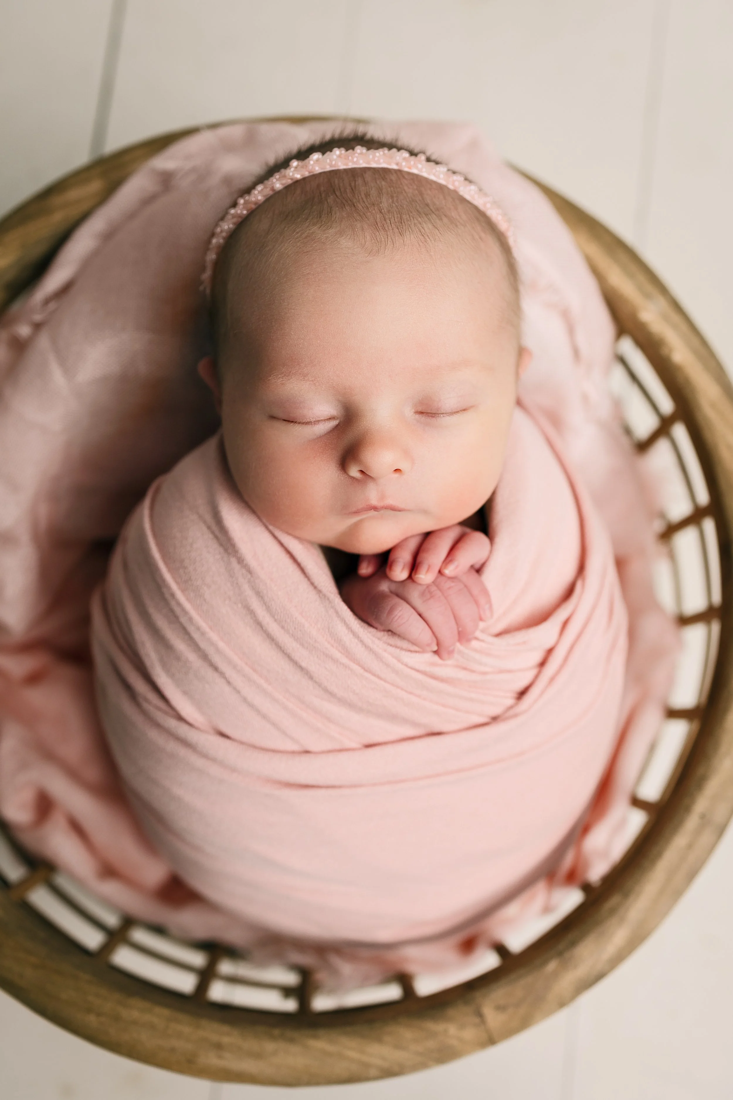 Ella Newborn - 1.jpg