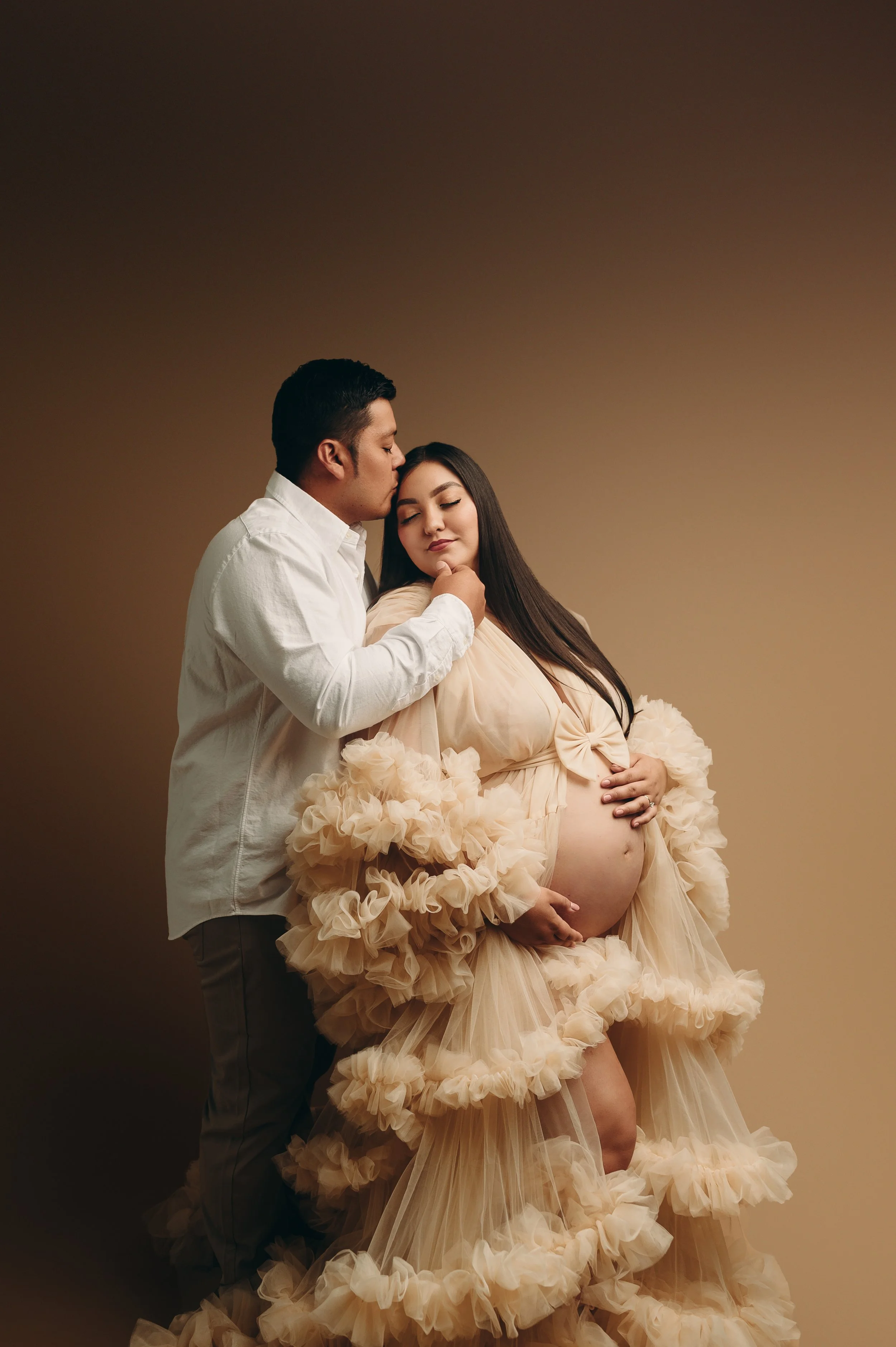 Charleston WV Maternity Photographer | Haley B. Photography