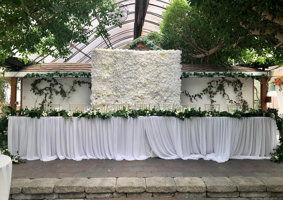 Mad Hatter Flower Walls, we take pride in offering our clients exquisite flower walls that are uniquely crafted for each occasion. Ideal for a myriad of events including baby showers, birthdays, weddings, and corporate functions, our flower wall back