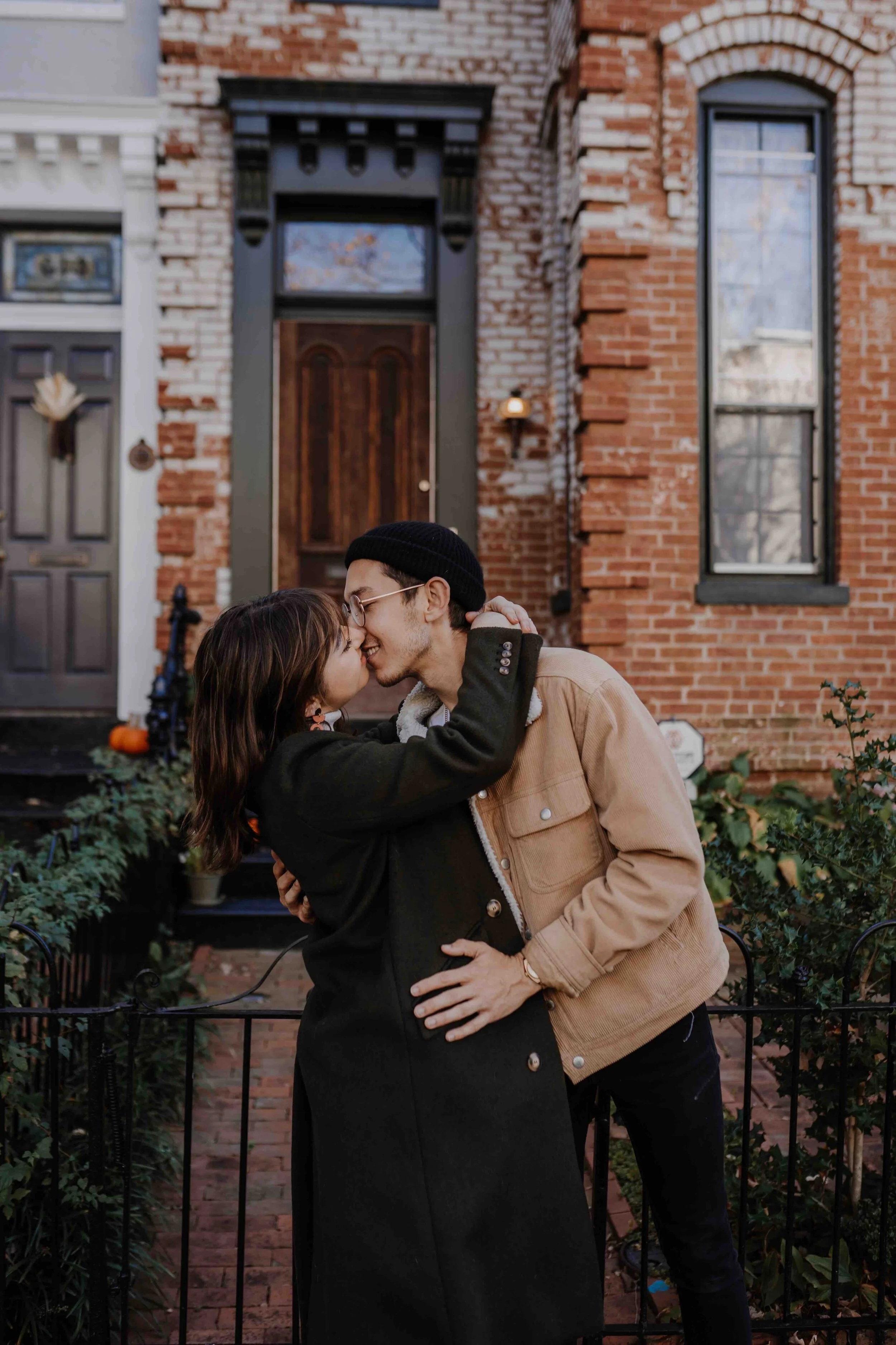 Photography-DC-Capitol Hill-Couples-Rebekah and Hunter-45.jpeg
