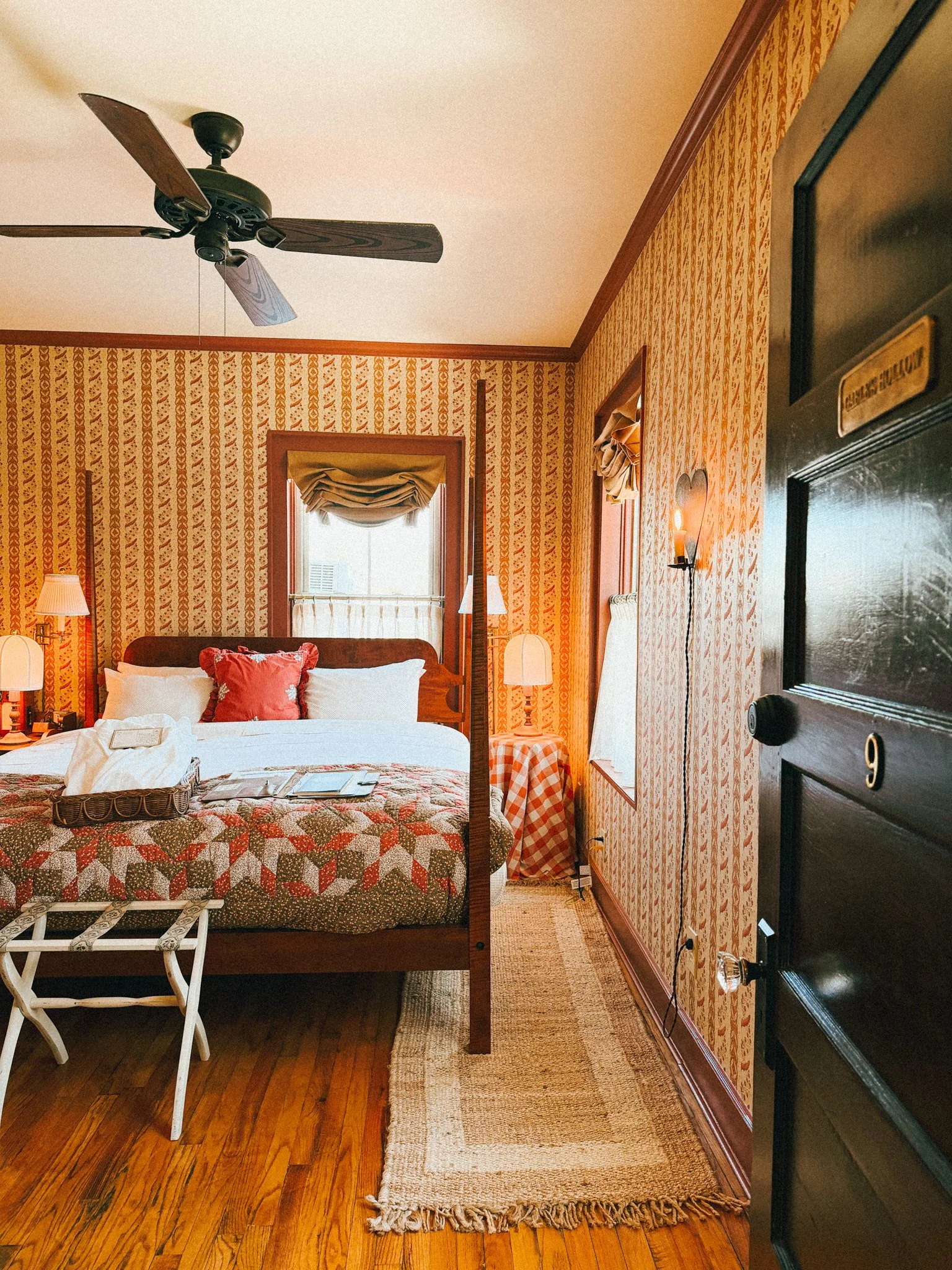 six-bells-hotel-hudson-valley-6.jpg