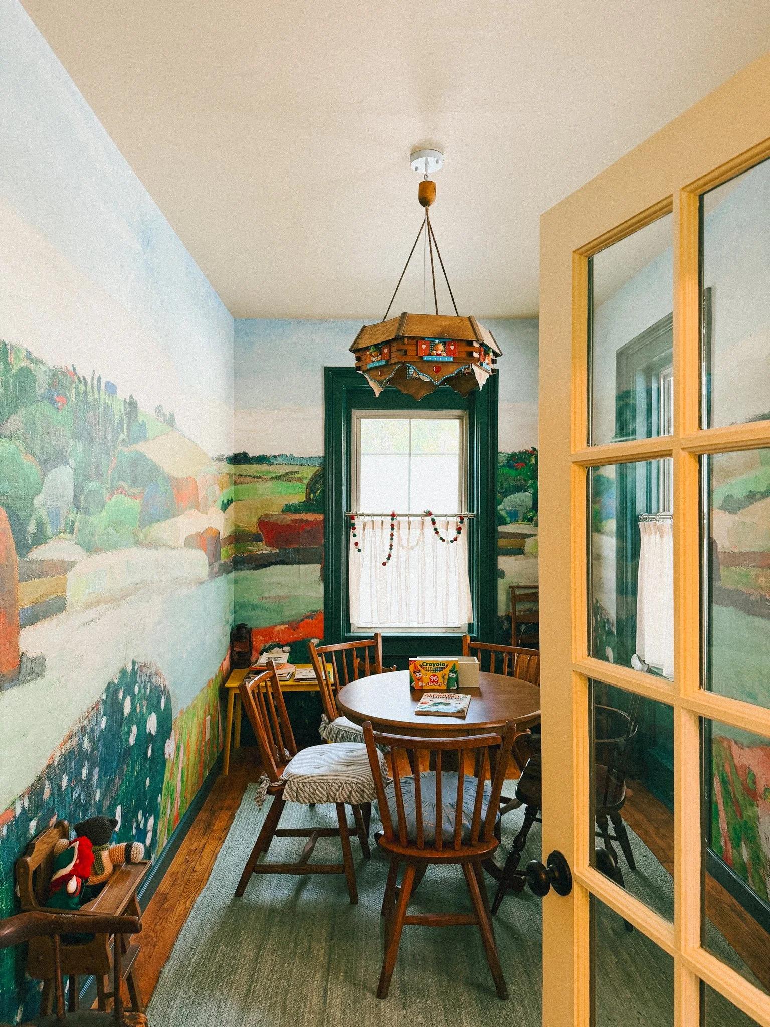 six-bells-hotel-hudson-valley.jpg