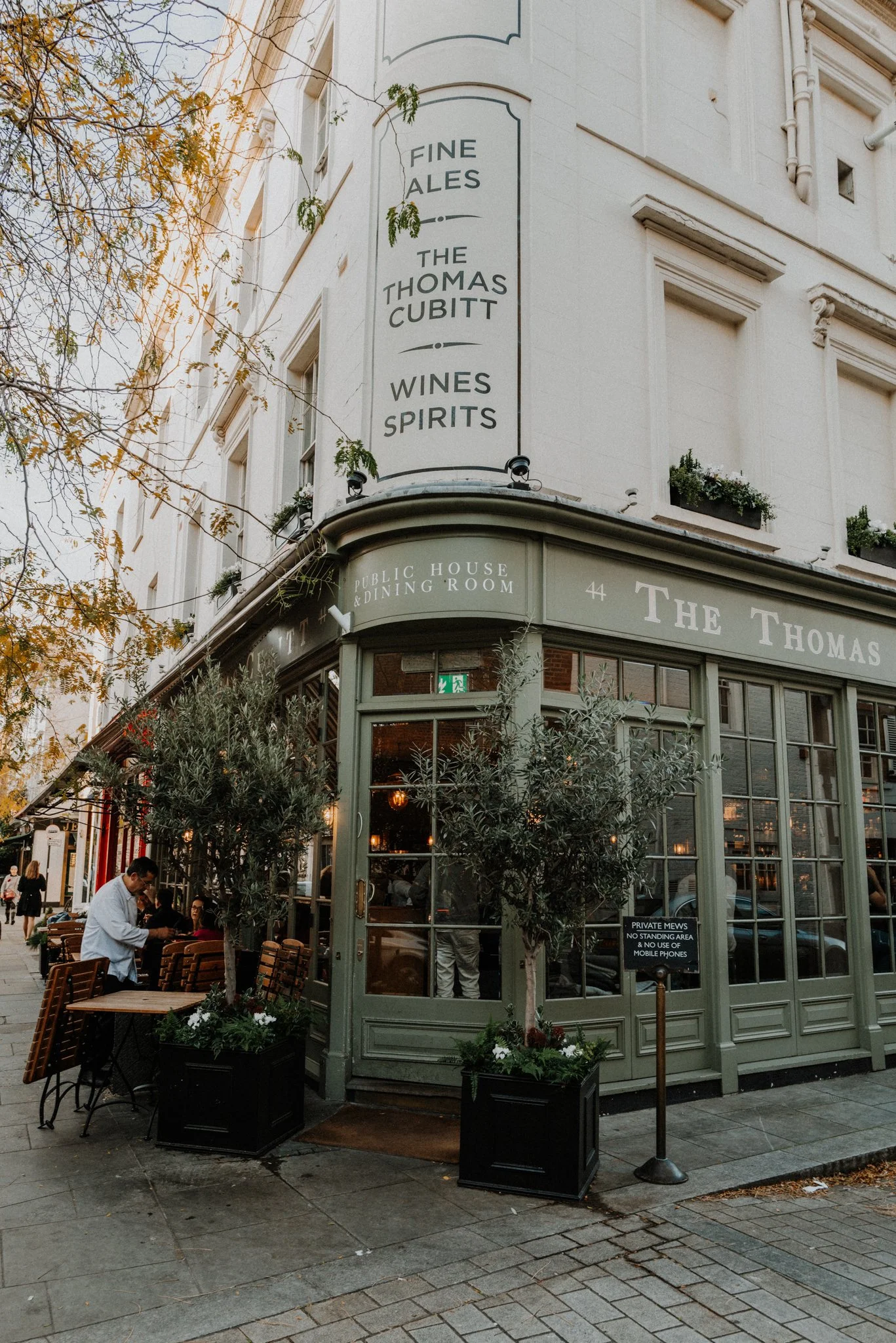 London-Travel-Shop-Eat-Stay-35.jpg