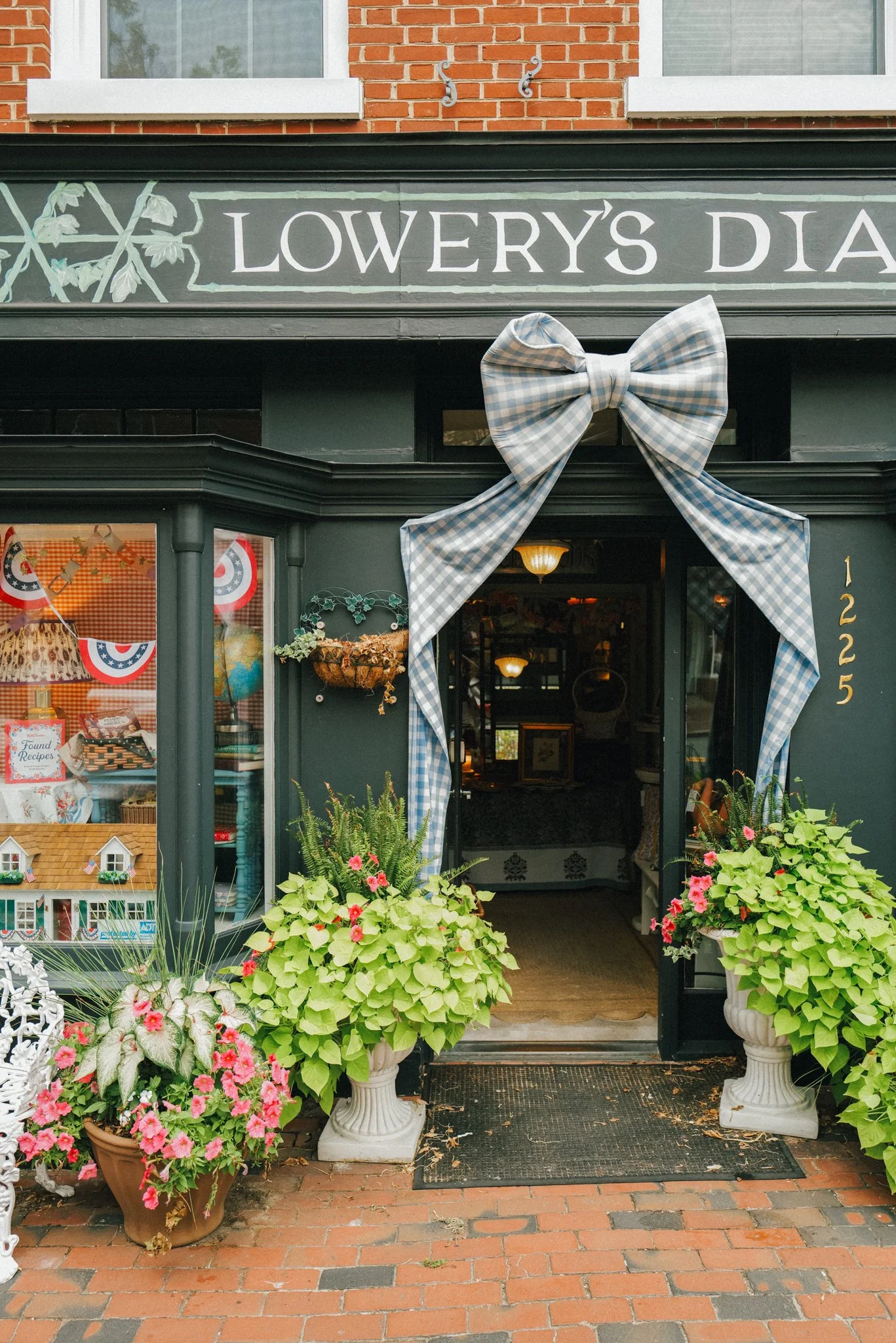 Lowery's Dial