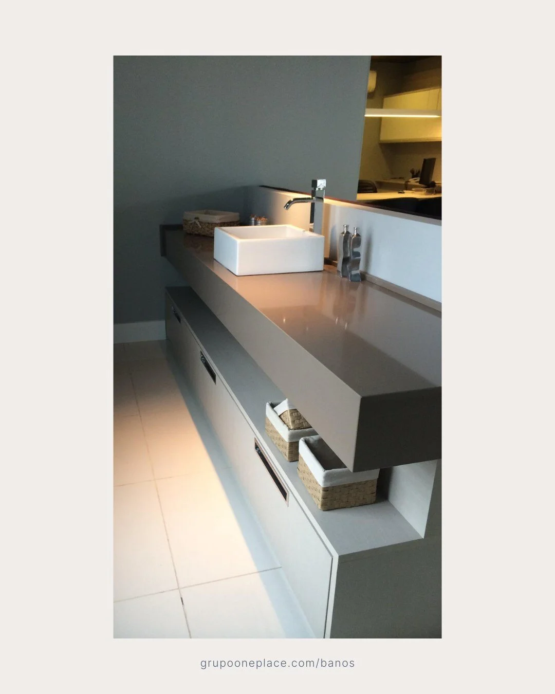 Transformar su ba&ntilde;o y cuarto de lavado con muebles modernos europeos minimalistas y dise&ntilde;ados a medida no se trata solo de mejorar su espacio. Se trata de adoptar un estilo de vida que valore la simplicidad, la funcionalidad y la bellez