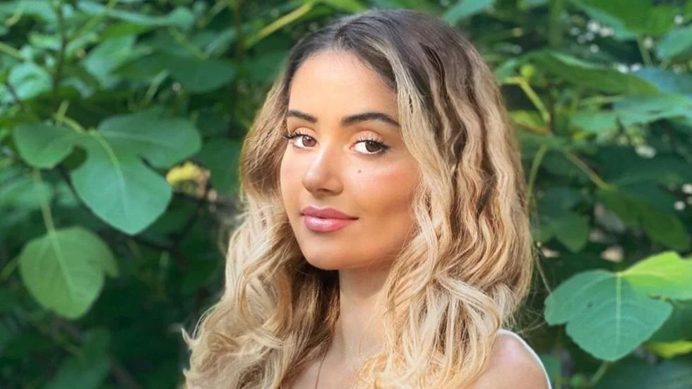 Sophia Kianni.jpg