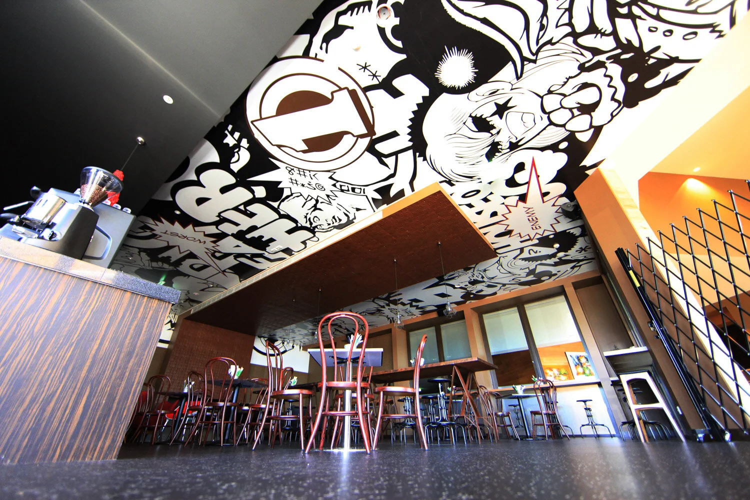 Sanctuary Lakes 1.jpg