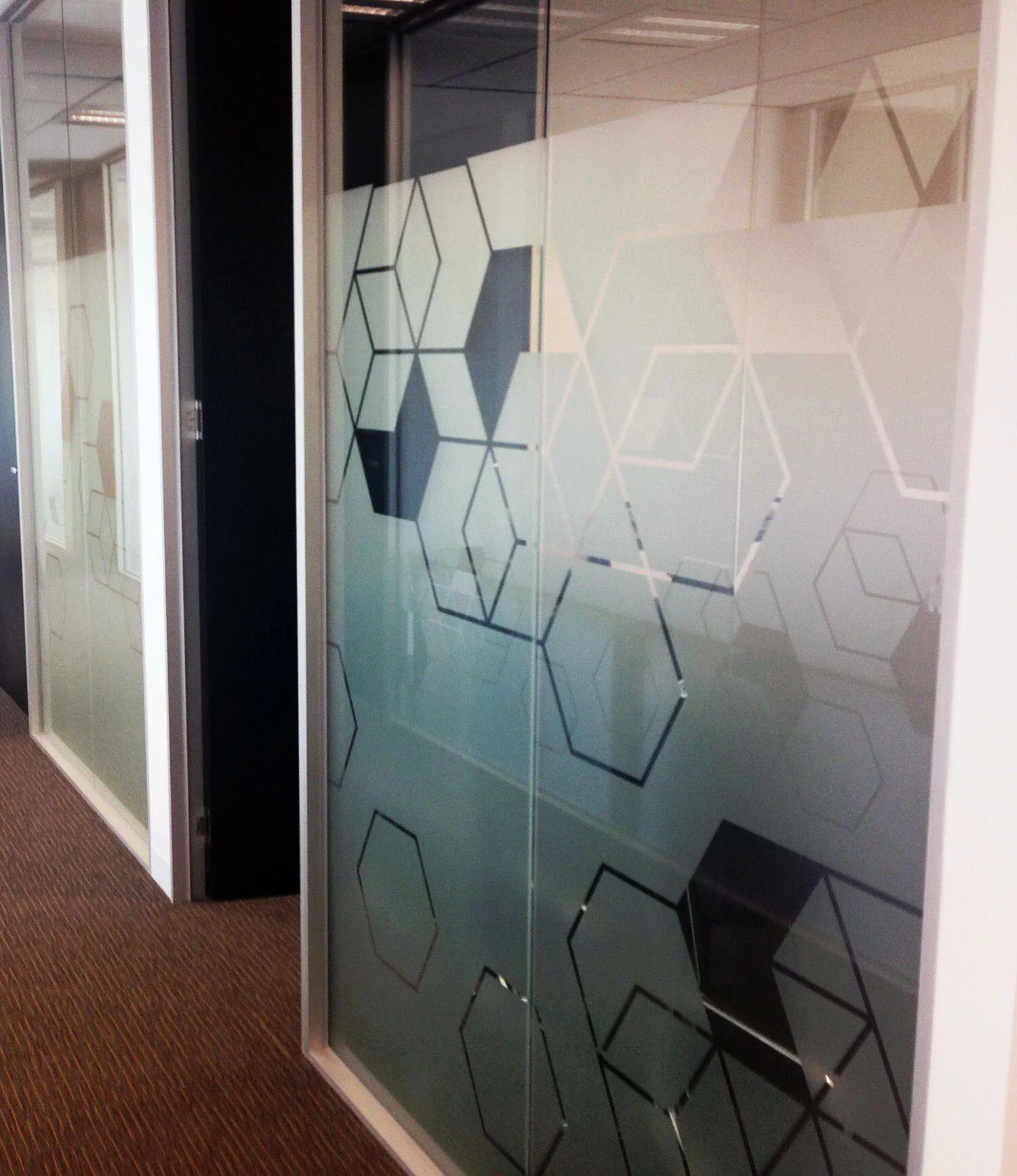 52-precision-cut-frost-film-tint-design-15.jpg