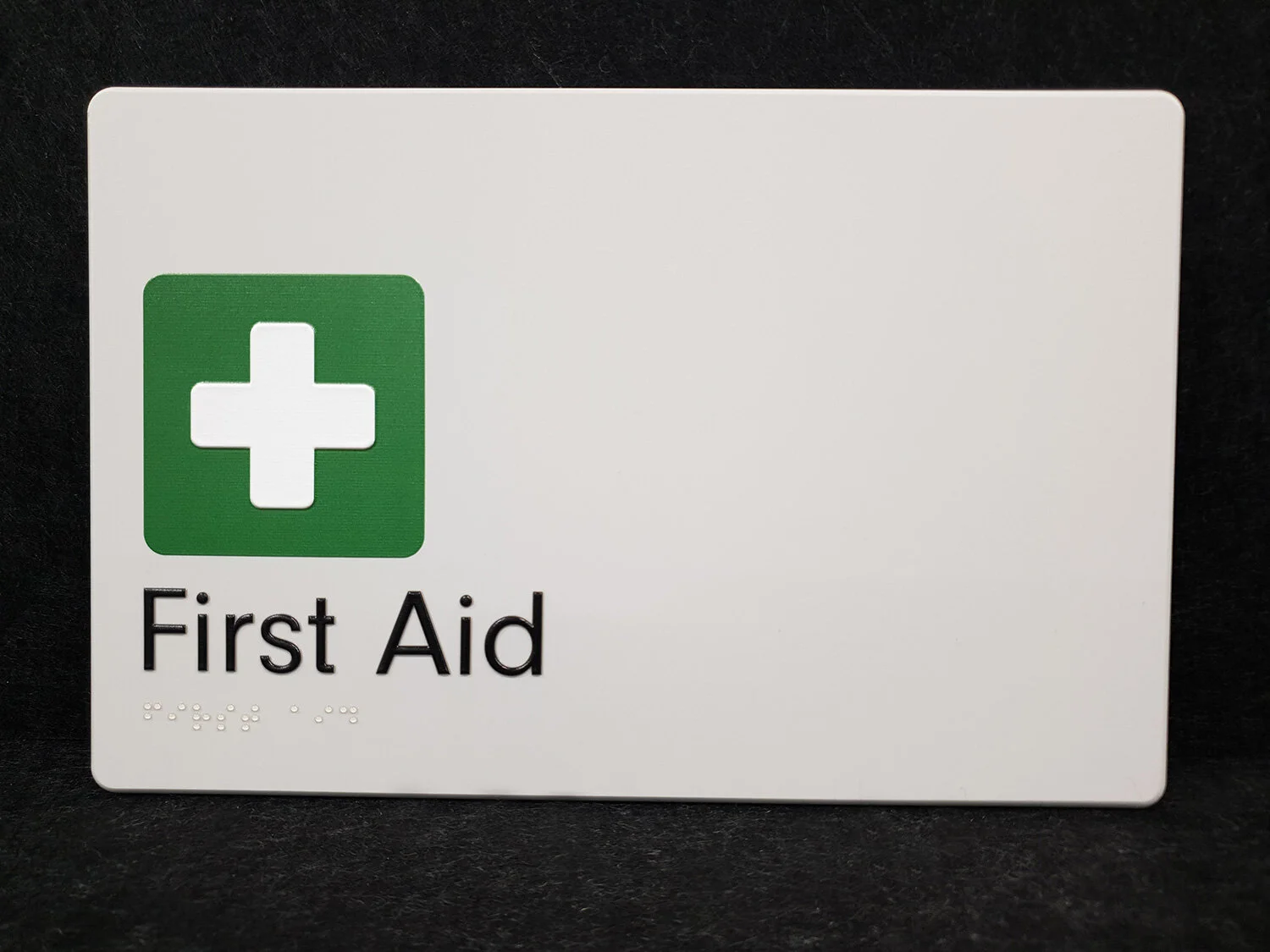 39-braille-first-aid-sign-tint-design.jpg