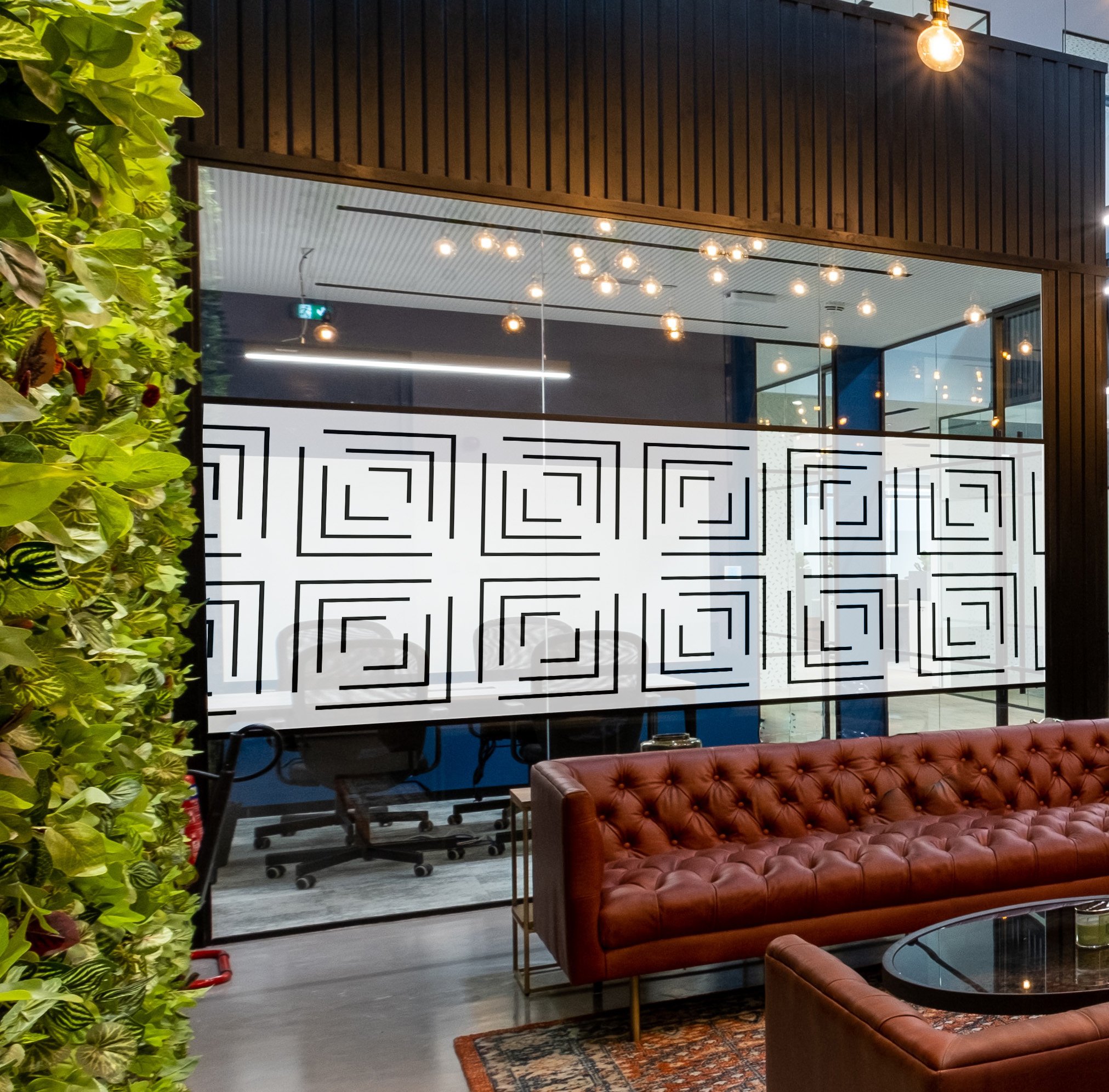 2401 - Wedge Privacy Band Solid.jpg