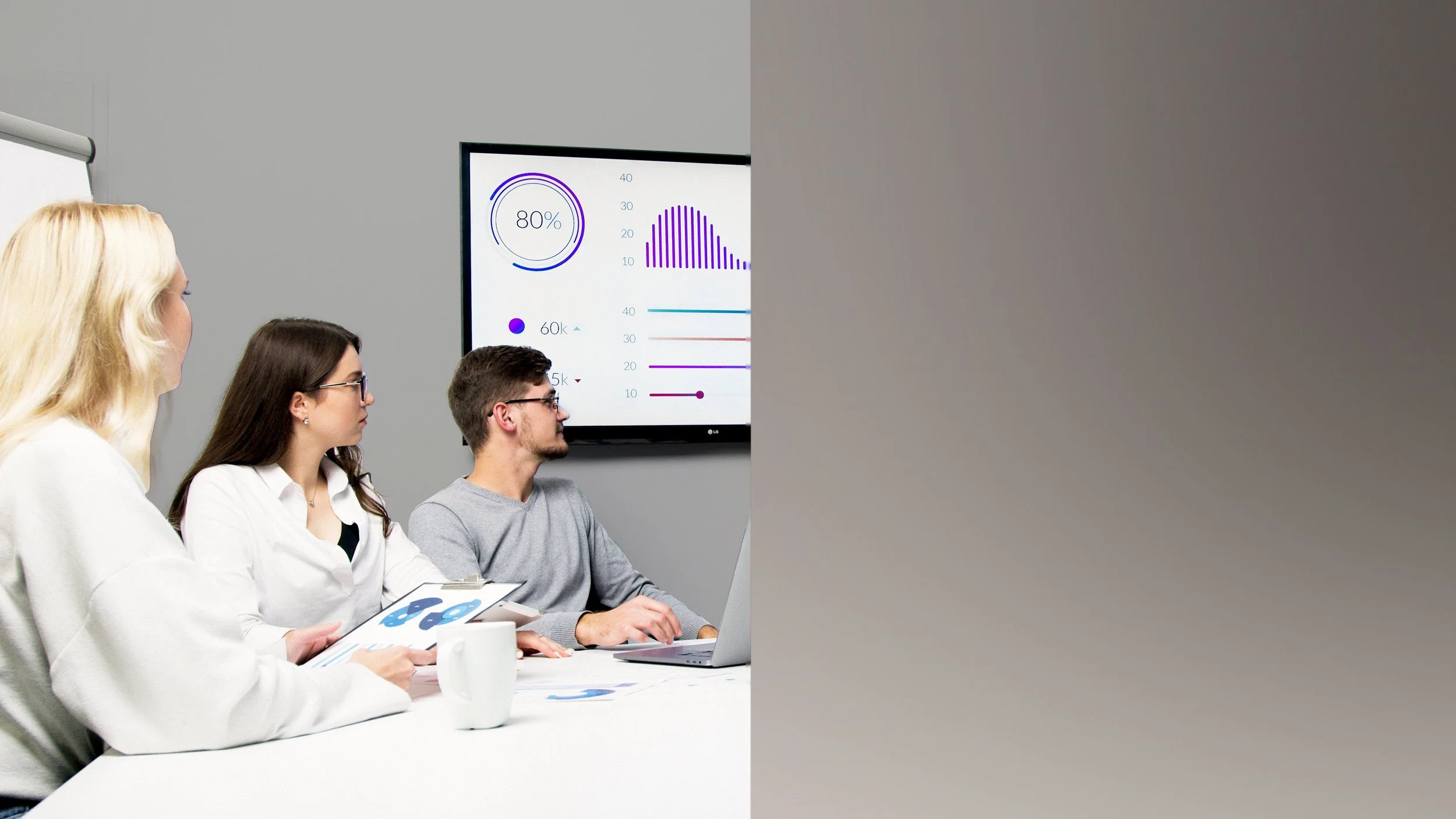 2311 - TDG810 - Bronze 30%.jpg