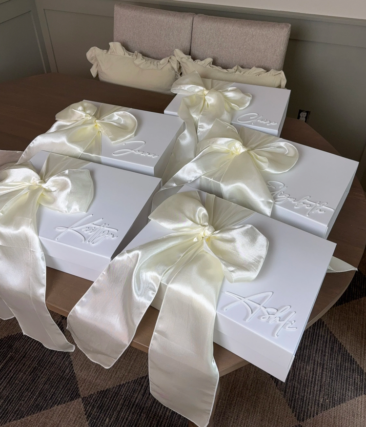 bridesmaid dress box Wedding Dress Shadow Box | Large Display Case for Bridal Gown | Handmade Keepsake Frame UK