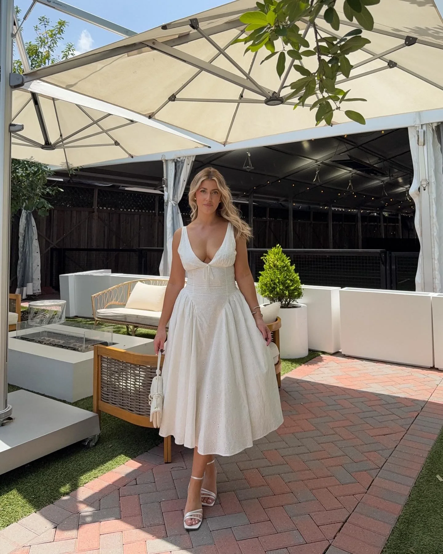 A full day of wedding meetings 💍 🤍