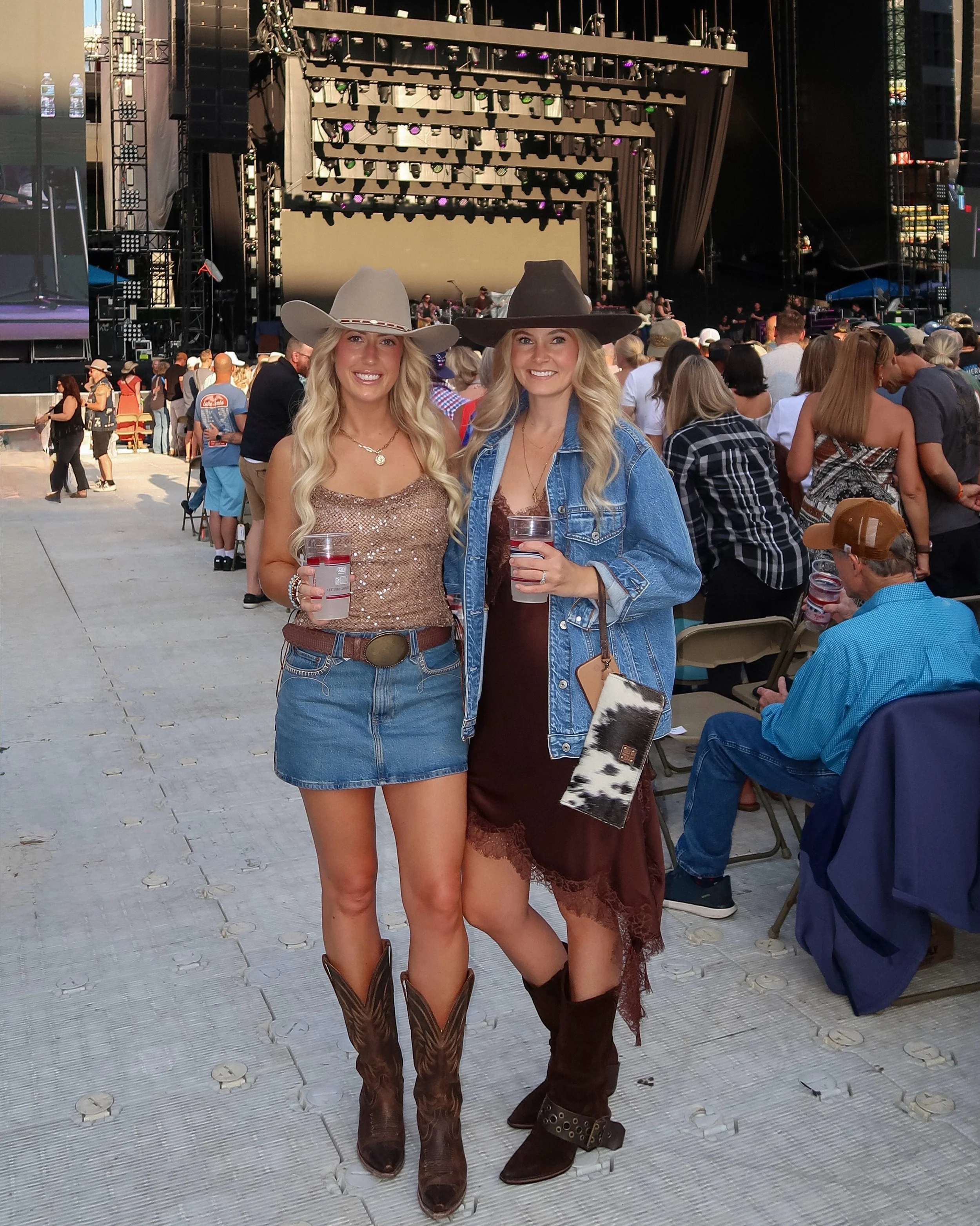 Still not over this lineup 🤠✨ Tim McGraw, Lady A &amp; The Chicks all in one night!
