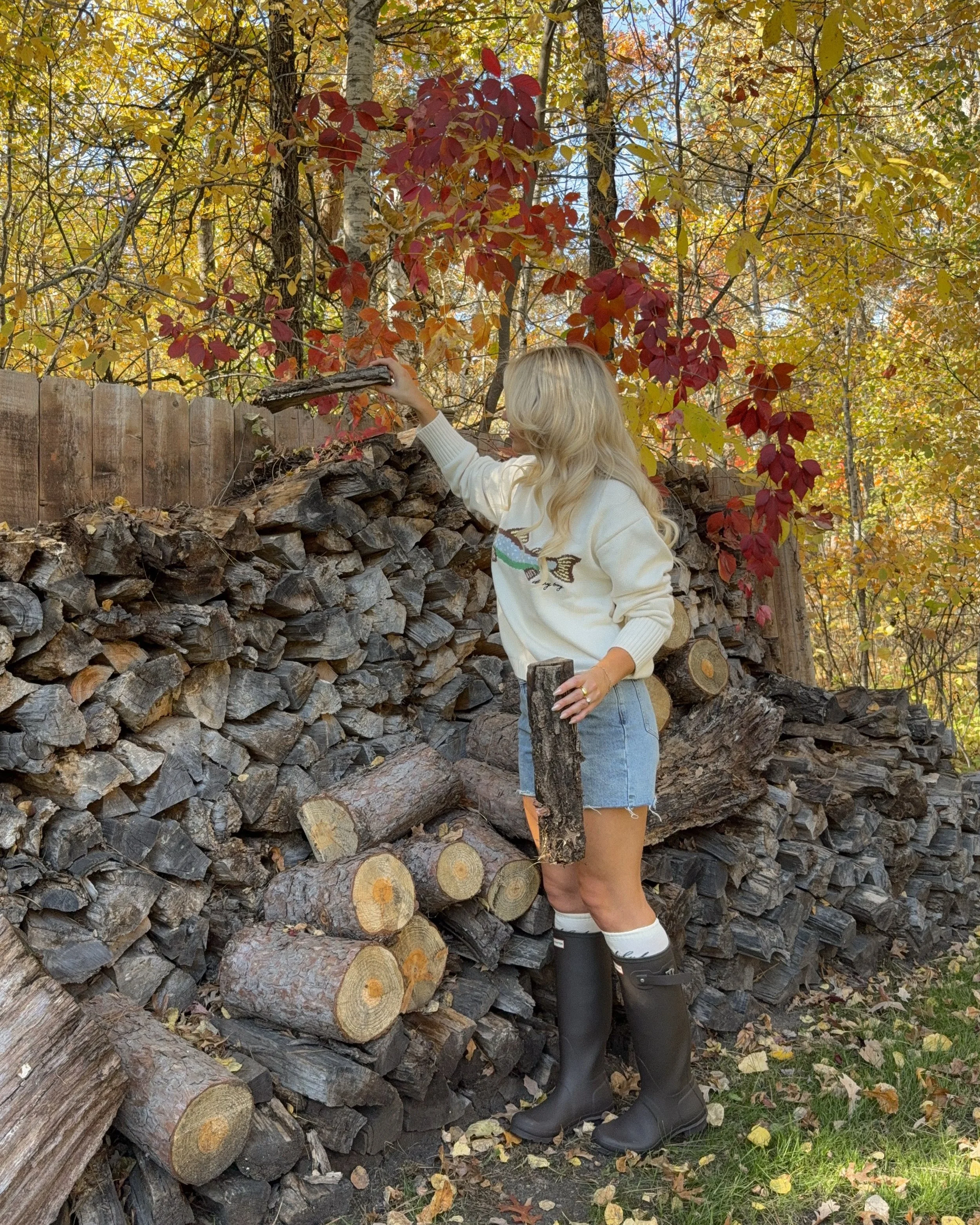 A few recent fall outfits 🍂 

you can comment the word SHOP to be sent the links! #falloutfitideas #falloutfitinspo