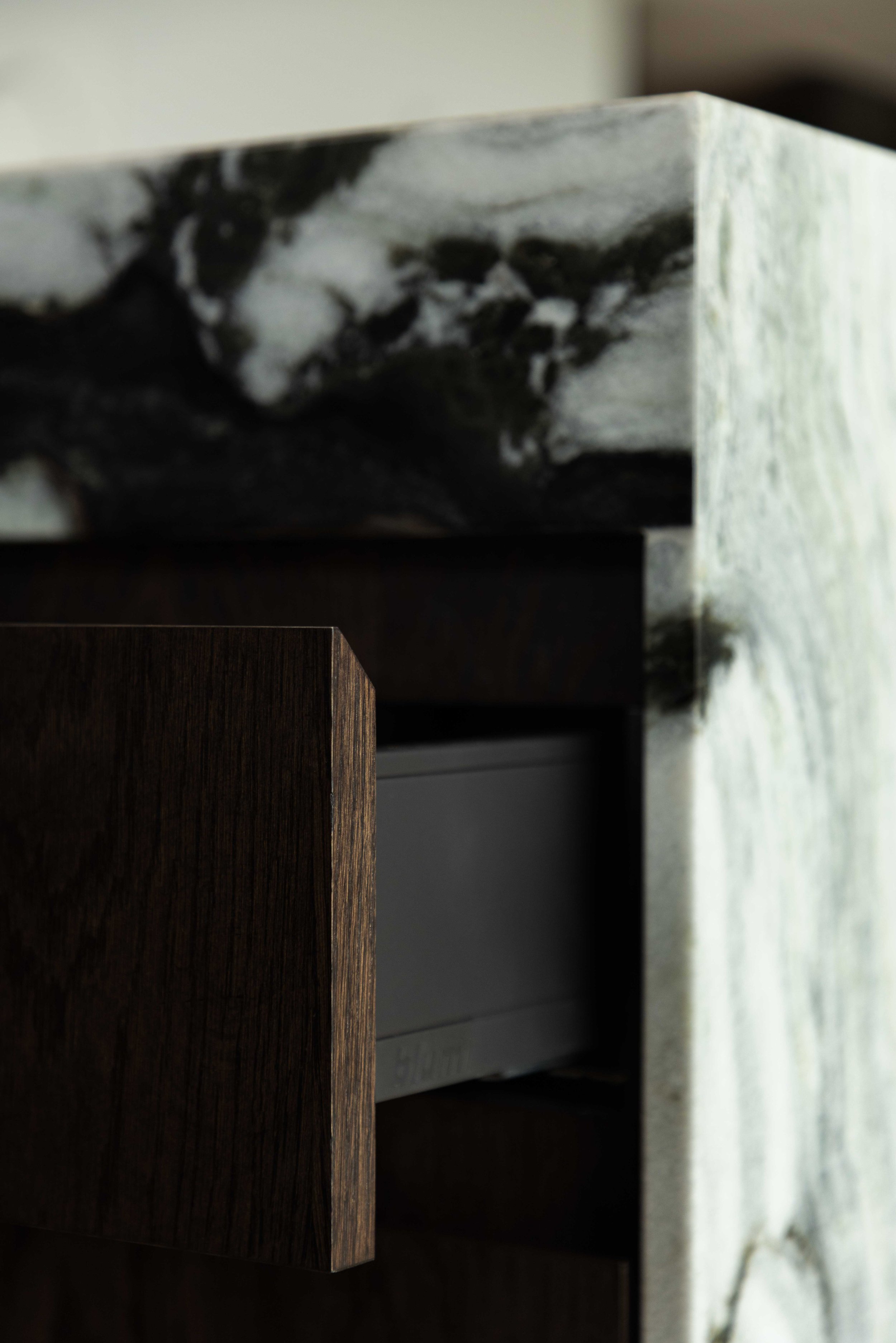 home decor vase arrangement