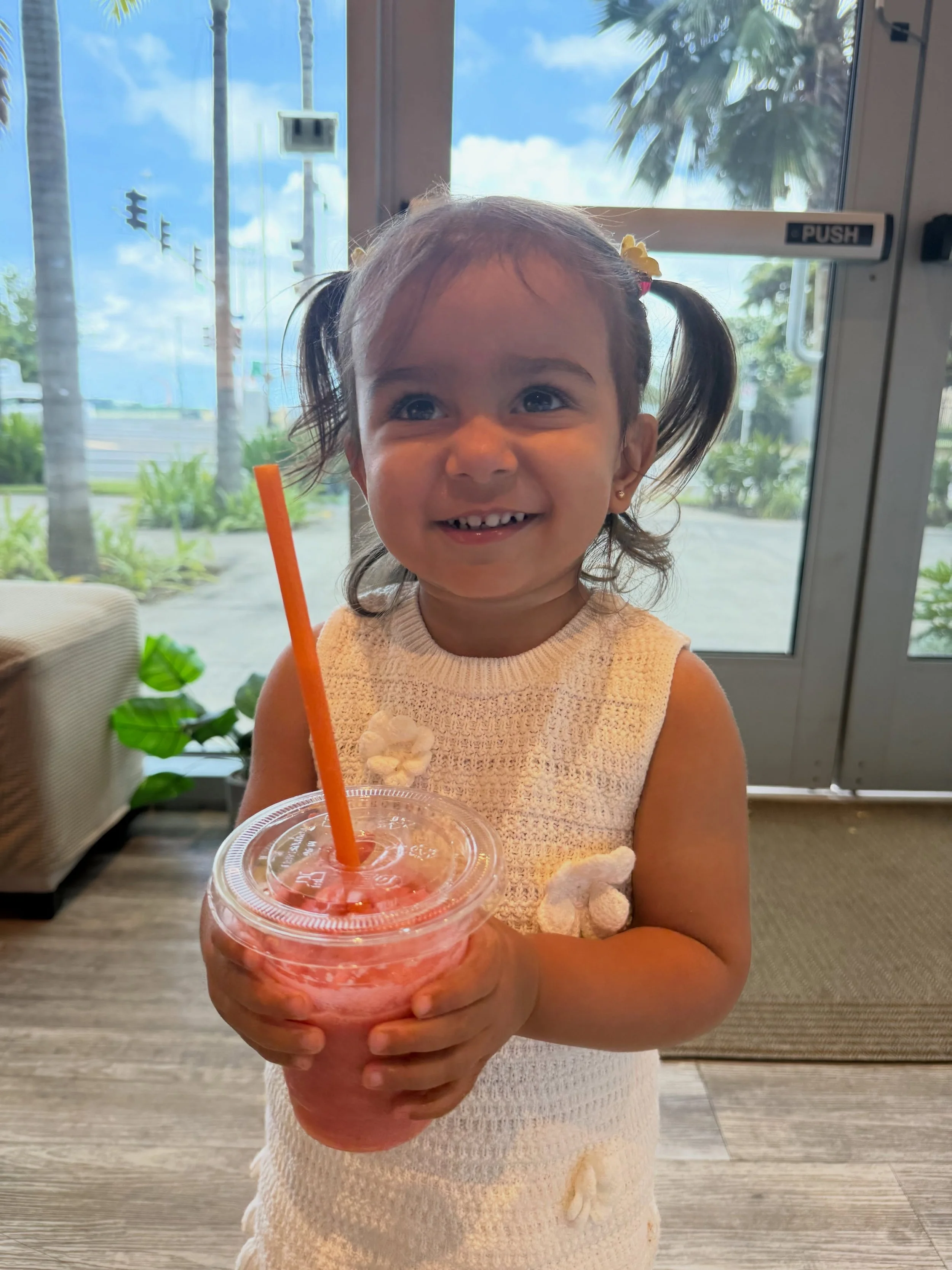 Thank you @jambahawaii for our delicious smoothies!! 🍓🍑🍊🍎🍍🍌