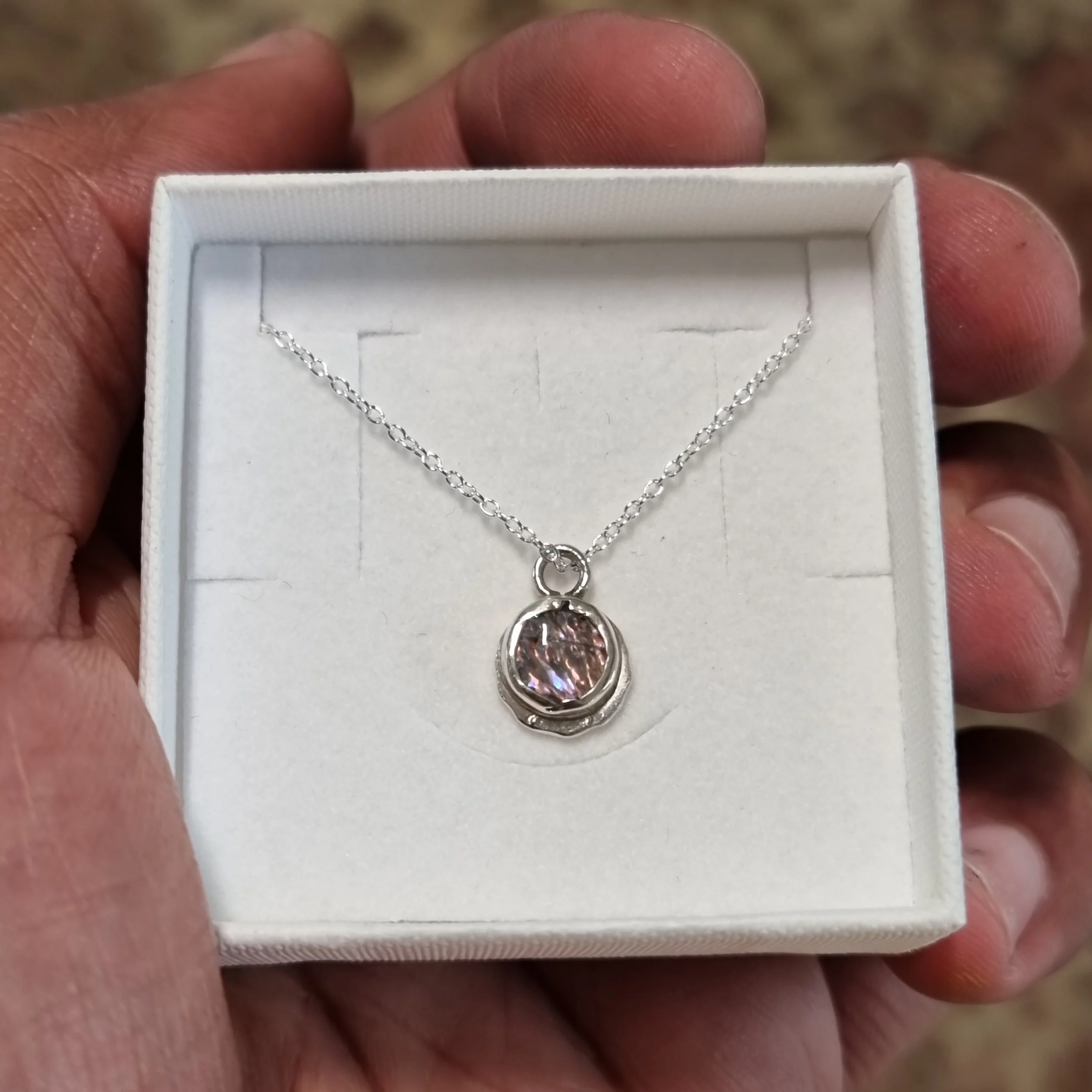 Paua Abalone Pendant No.03 — UKB