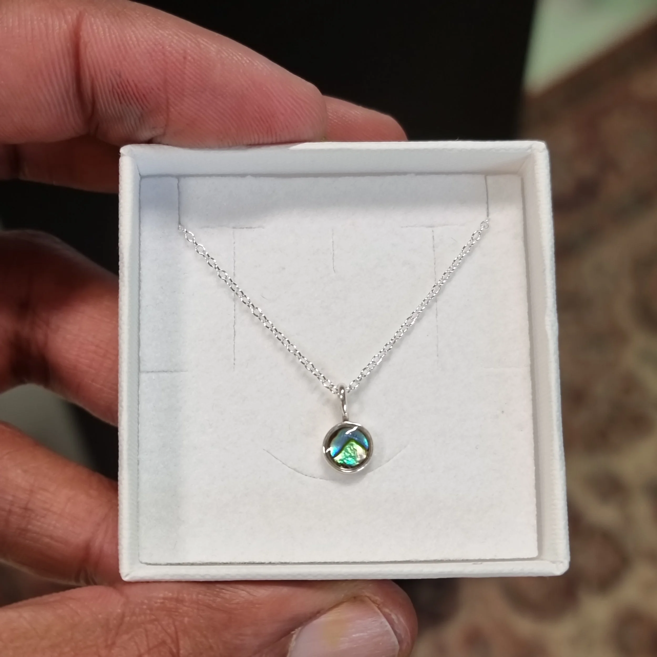 Paua Abalone Pendant No.05 — UKB