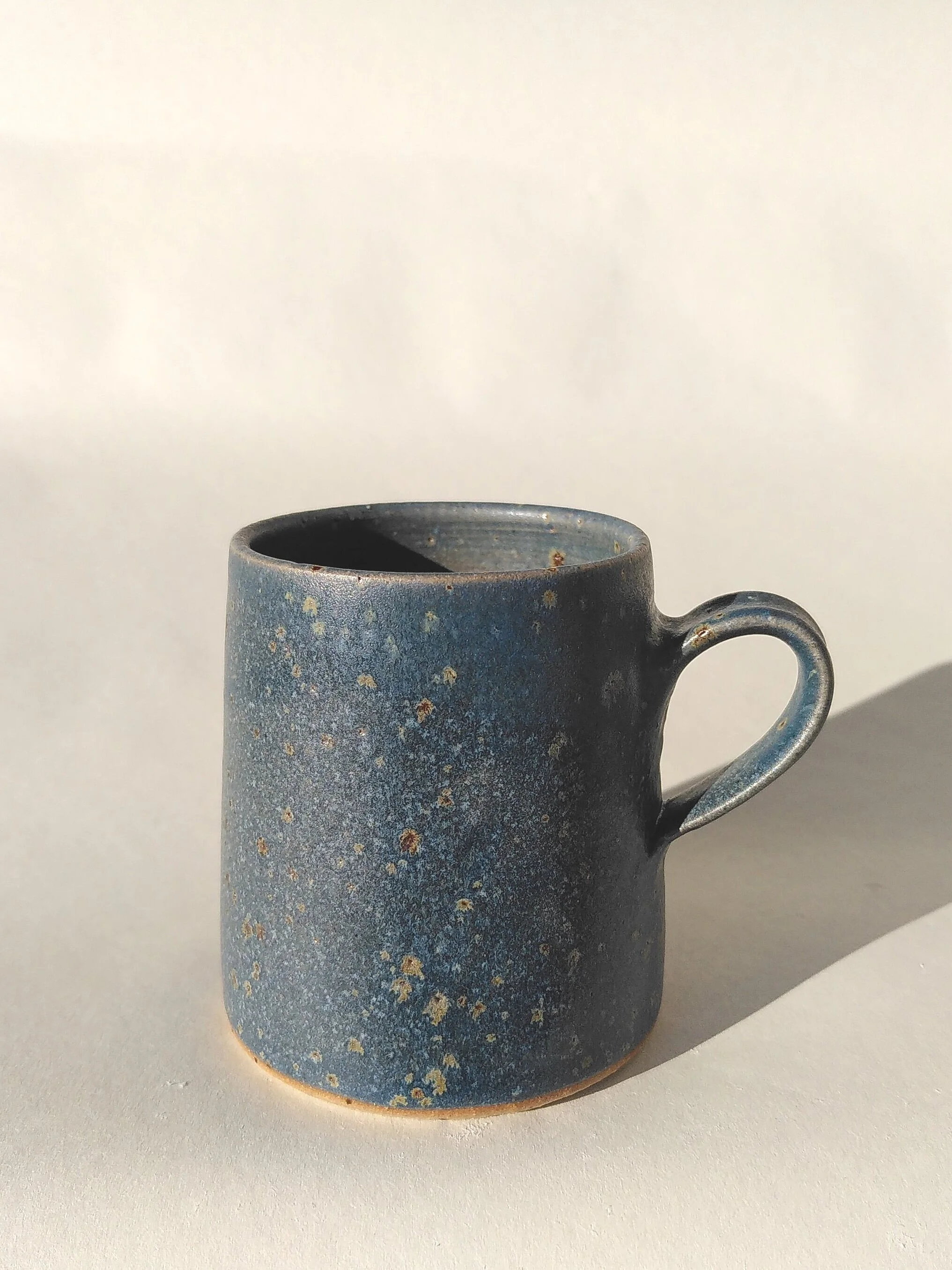 tasse à café. Grès. 2019