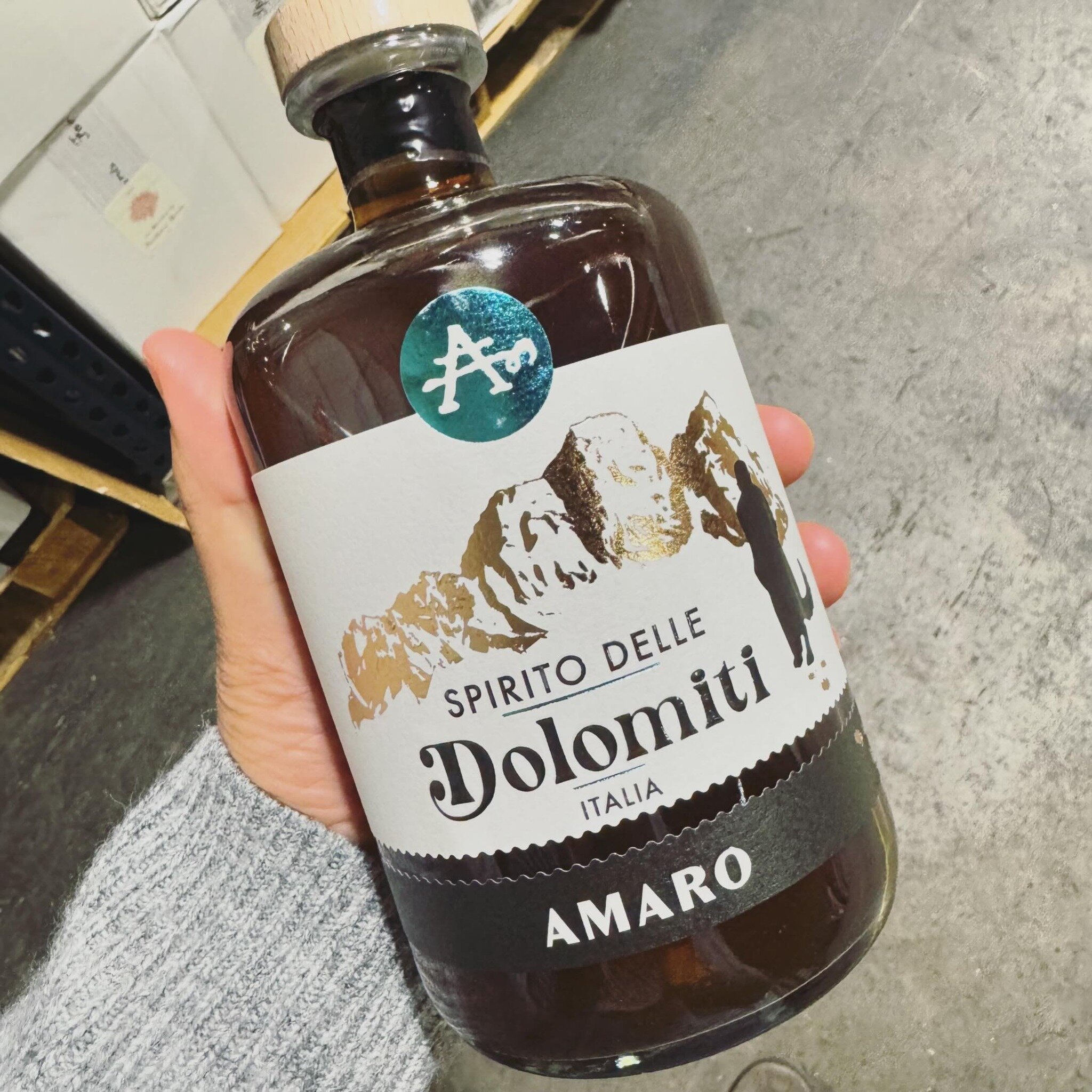 While we&rsquo;re waiting for March to exit like a lamb&hellip;why not take the chill out of those bones with a little pour of the @spiritiartigiani Amaro Dolomiti? Produced from 30 botanical herbs, featuring mountain pine, rosemary, gentian, dandeli
