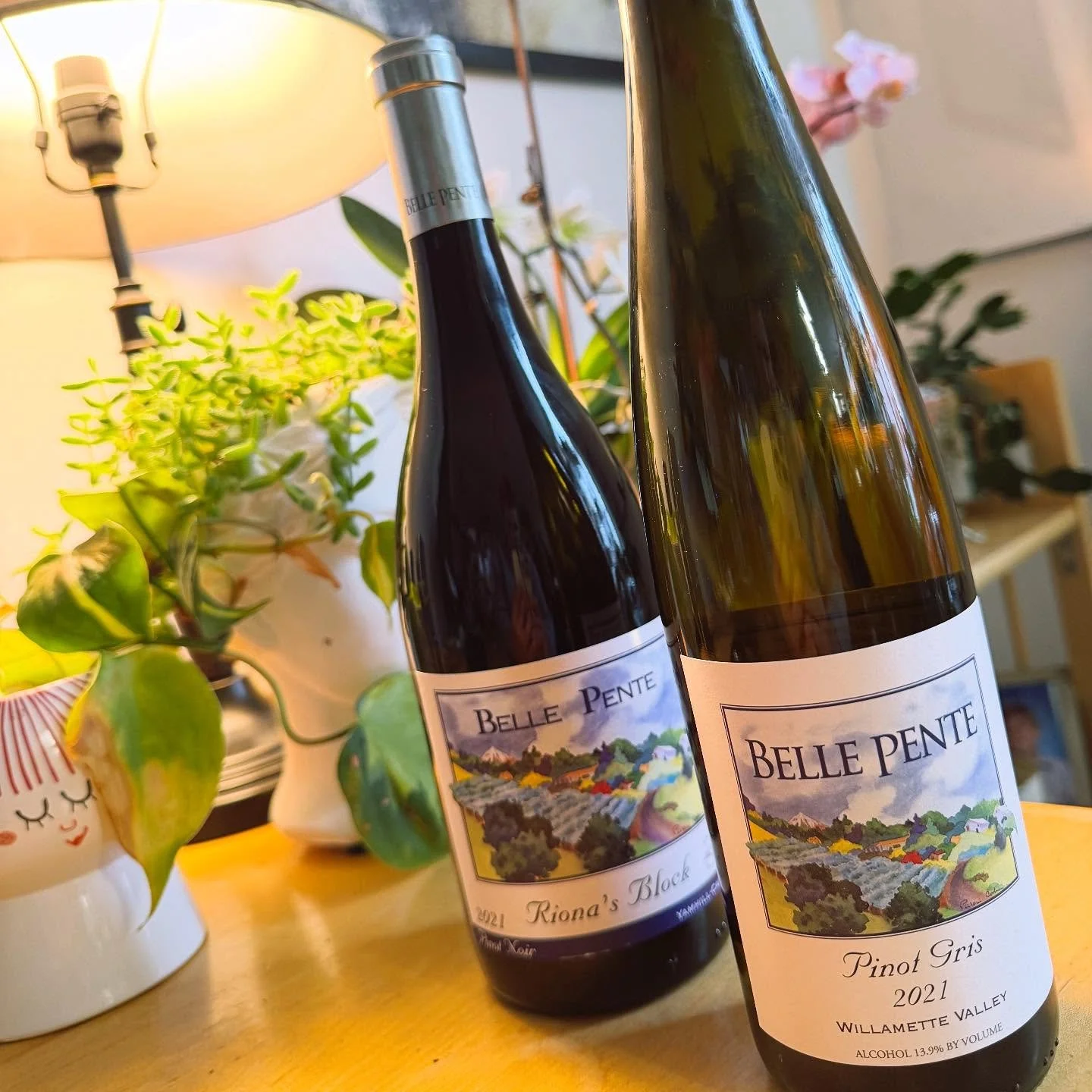 A pair of Pinot&rsquo;s for your holiday table. Brand new (to us) Belle Pente Rionas Block Pinot Noir,  and an old stalwart; Belle Pente Pinot Gris.

This is the second vintage of the new Riona&rsquo;s Block, and it&rsquo;s even more wow-worthy than 