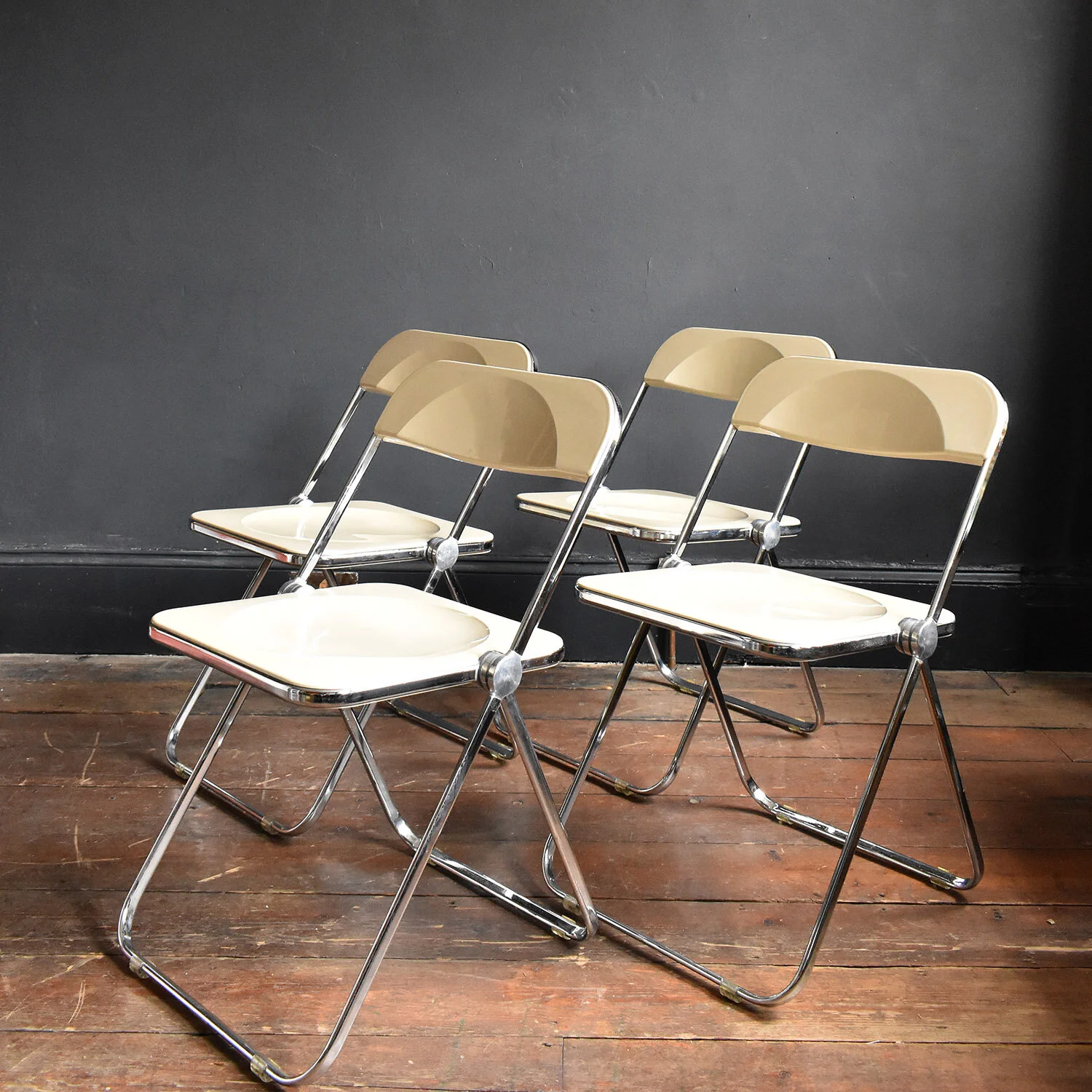 Beige and Chrome Plia Chairs by Giancarlo Piretti for Castelli 
