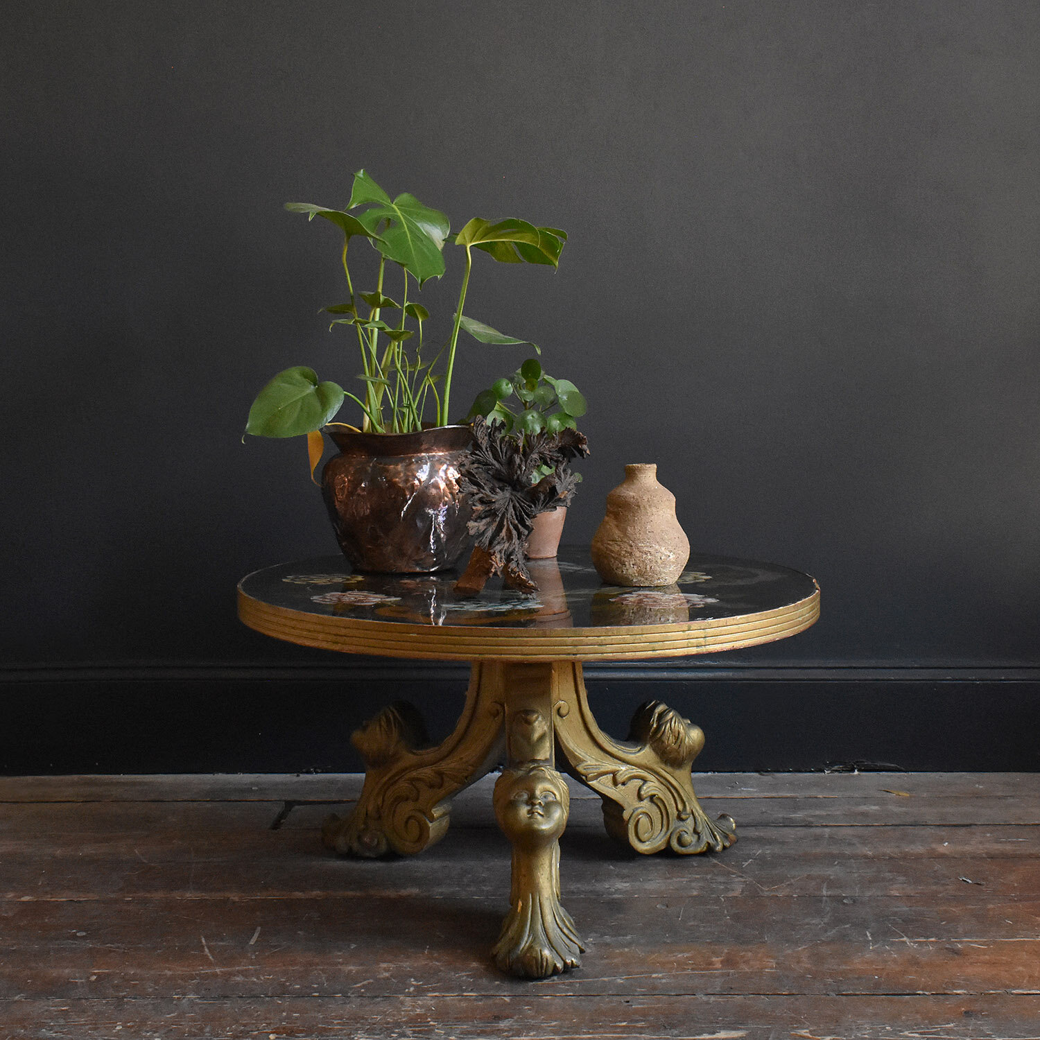 Reverse Painted Chinoiserie Coffee Table With Giltwood Base 