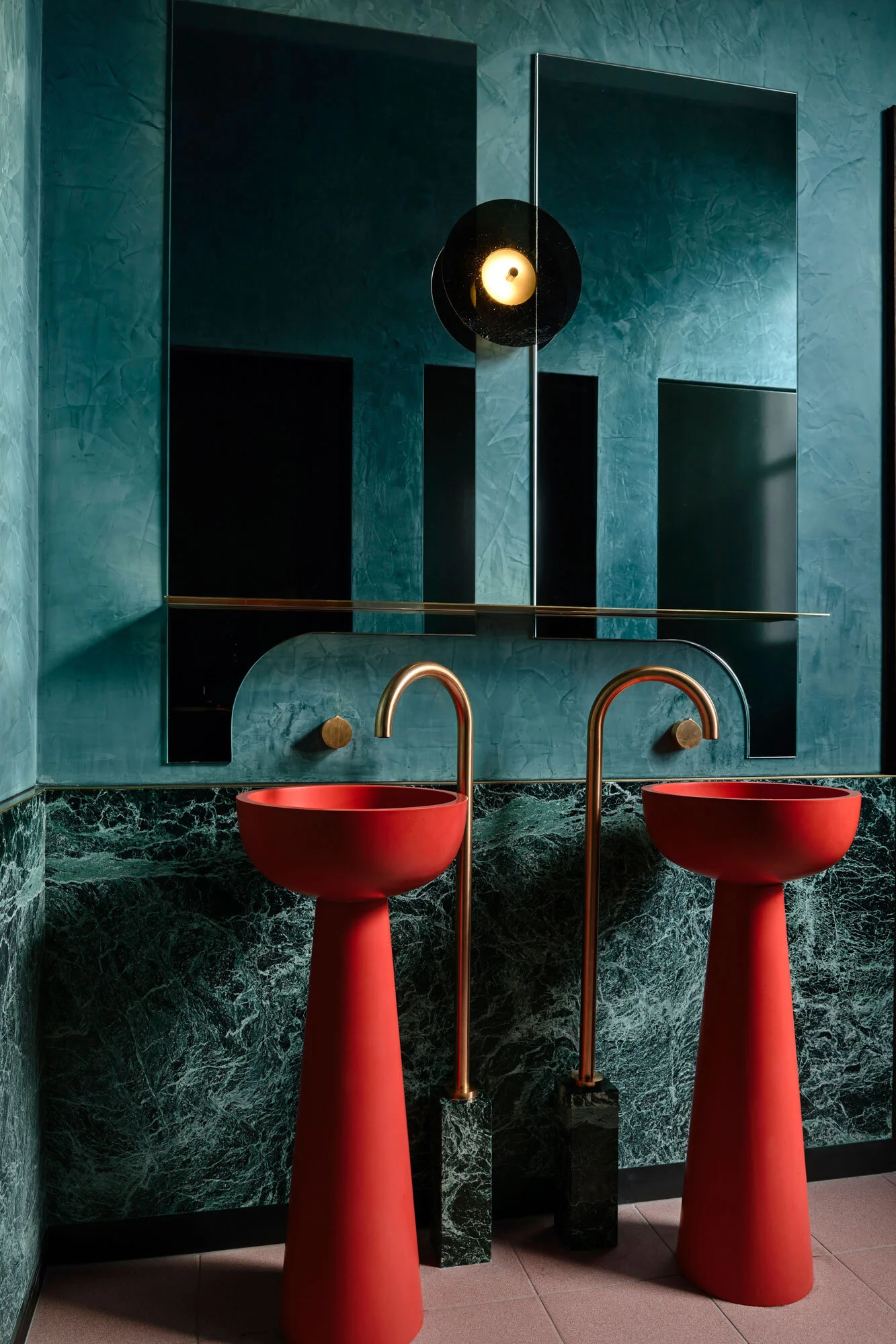 Unearthed on Instagram: 5 Artists Who Blew Our Socks Off