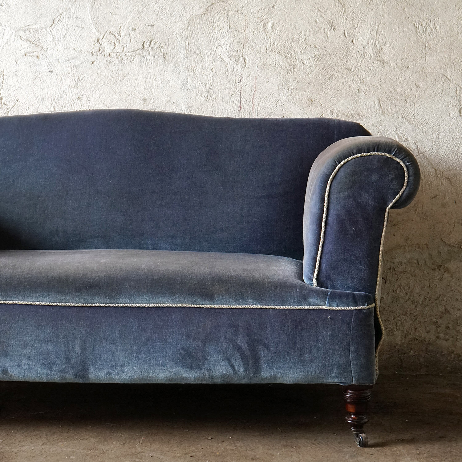 Victorian Sofa With Original Blue Velvet Upholstery — Vintage And