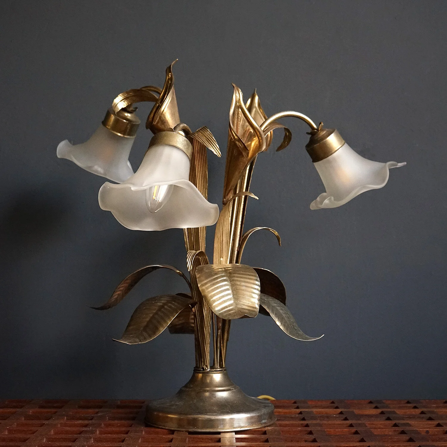 Vintage Silver Gilt Tole and Frosted Glass Calla Lily Table Lamp, c. 1940s