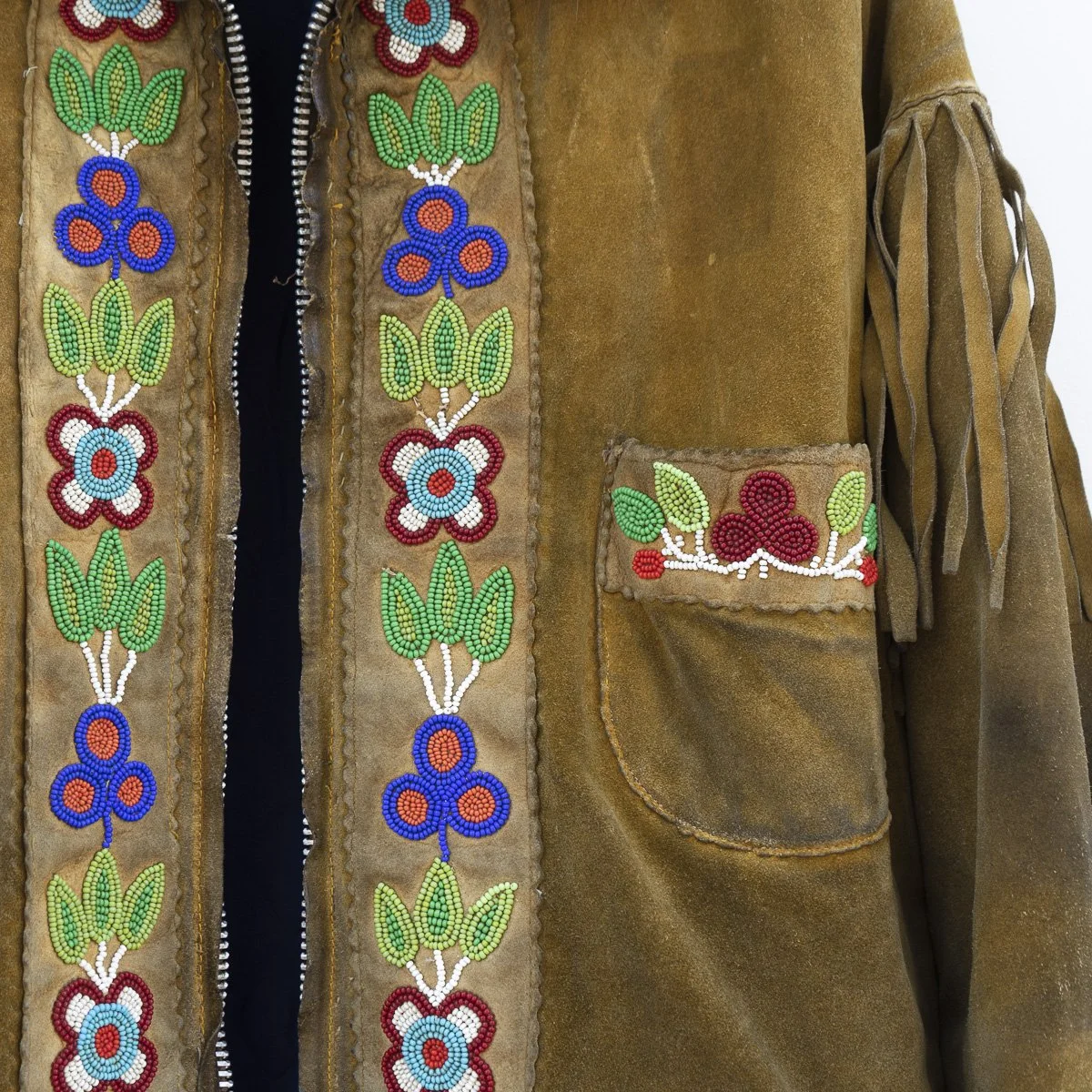 FRONT BEAD DETAIL RTG.JPG