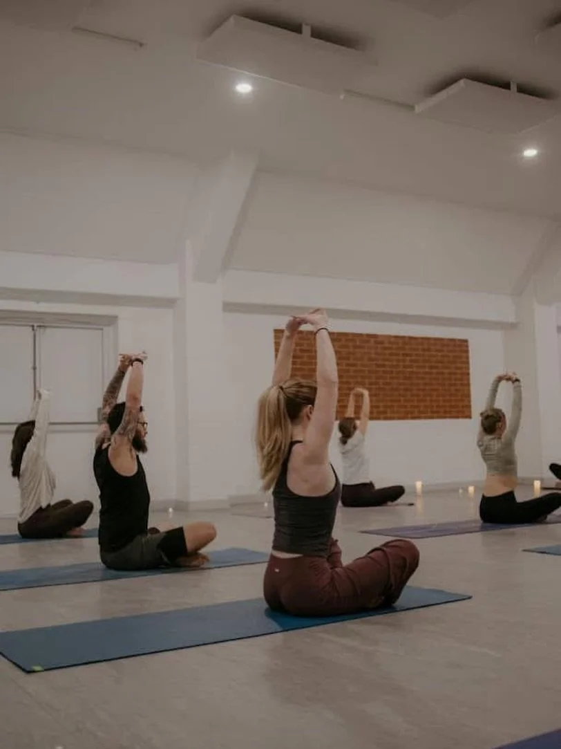 Thinking about starting yoga? Or perhaps you&rsquo;re feeling stiff, stressed, or in need of a reset. 🤍

Our Intro Offer: 30 Days of Unlimited Yoga is the perfect way to begin your journey at Heartspace.

✨ Build strength and flexibility
✨ Calm your