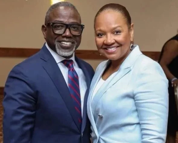 Dr. Dexter Easley and Pastor Leisa Easley 
| New Life Christian Fellowship, Goose Creek, SC