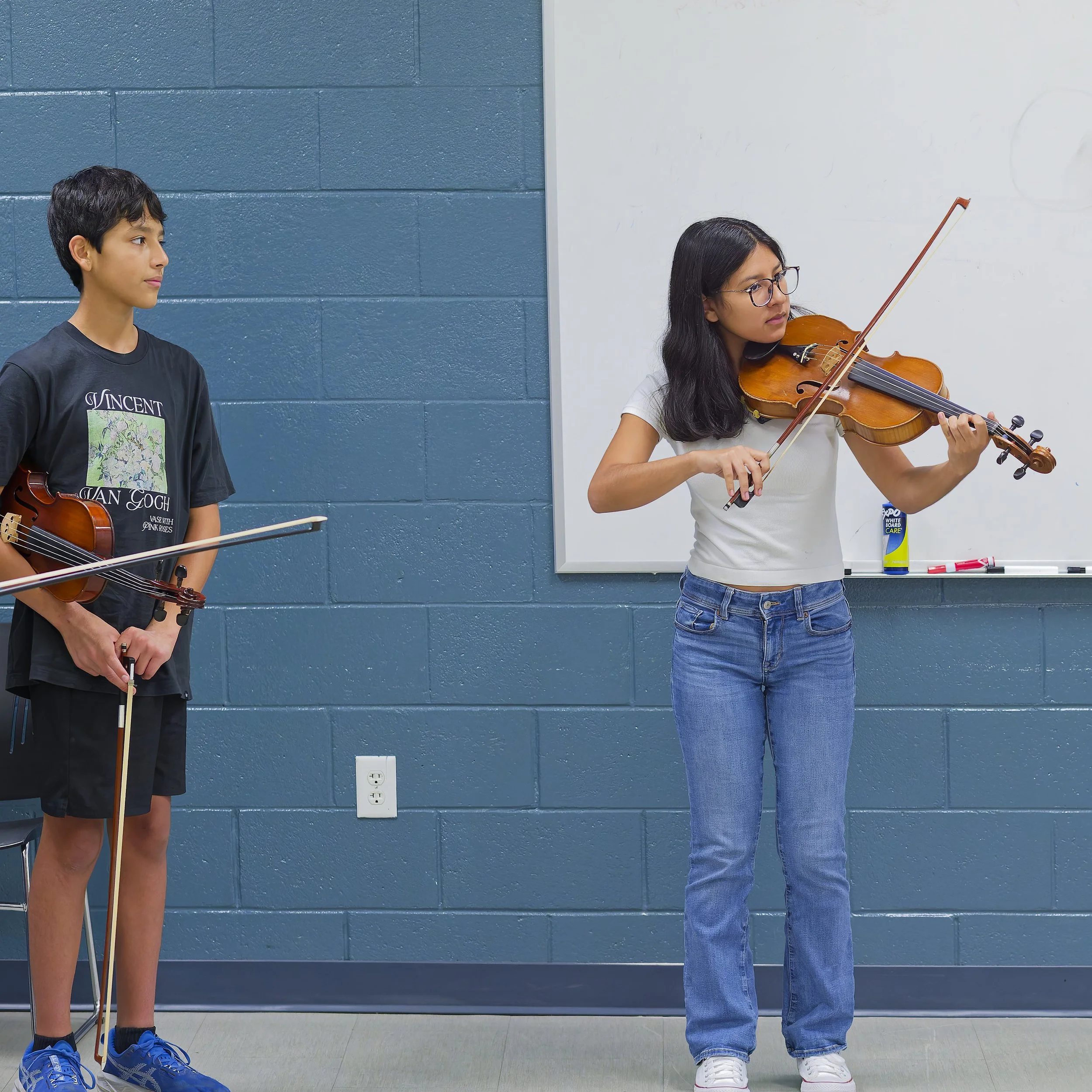 2025-Strings Class Yilian Ca├▒izares-Peach Road045.jpg