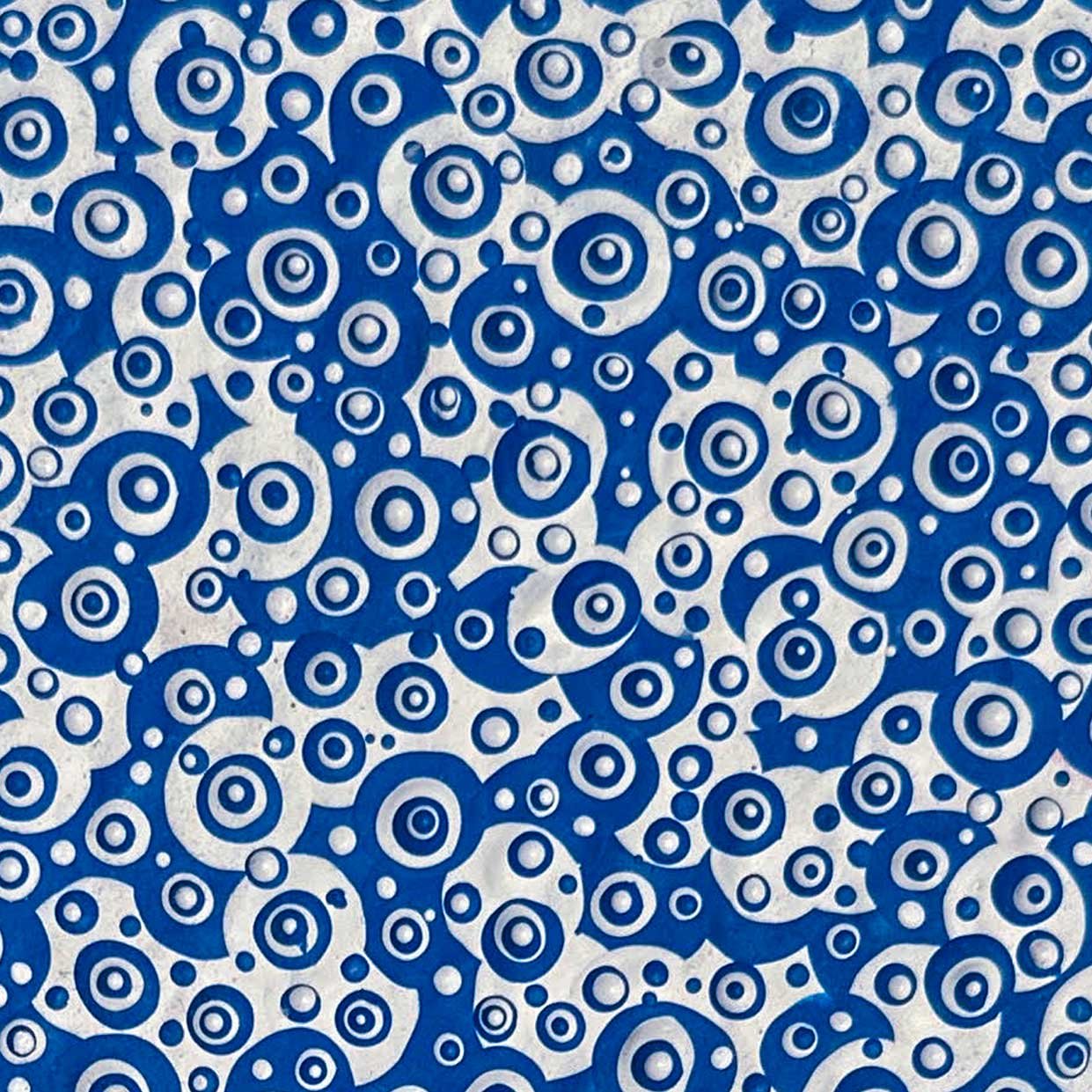 blue-white-noj-barker-original-30cm-diameter-painting-macro.jpg