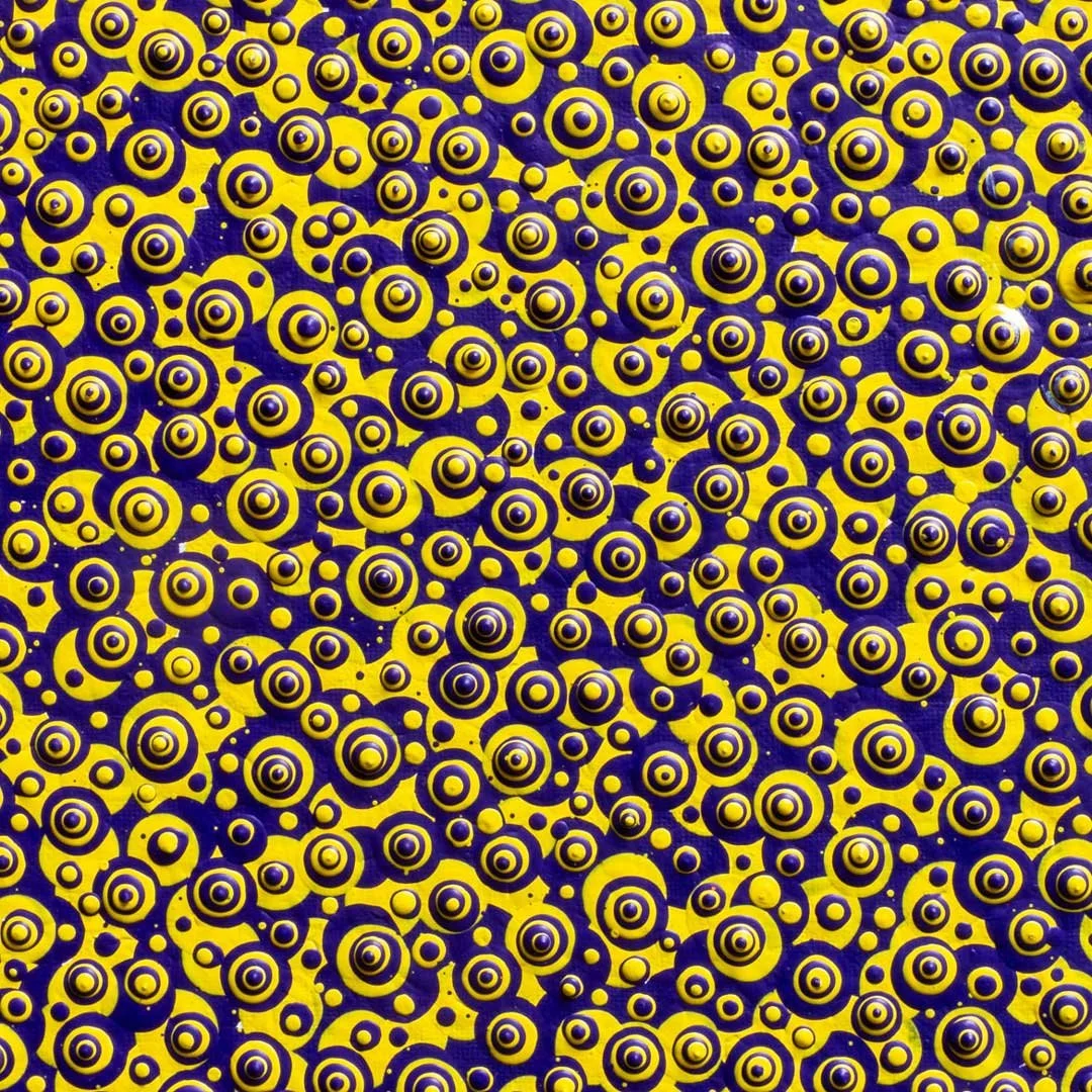 violet-yellow-noj-barker-original-30cm-diameter-painting-macro.jpg