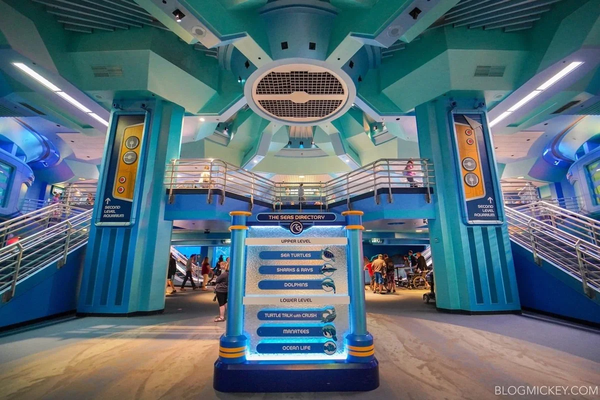 SeaBase_at_Epcot_%28post-Nemo%29.jpeg