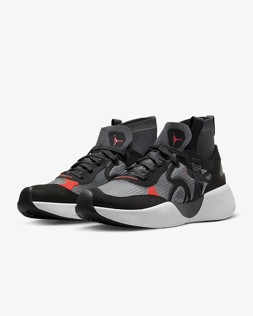 Jordan Delta 3 Mid_3.jpg