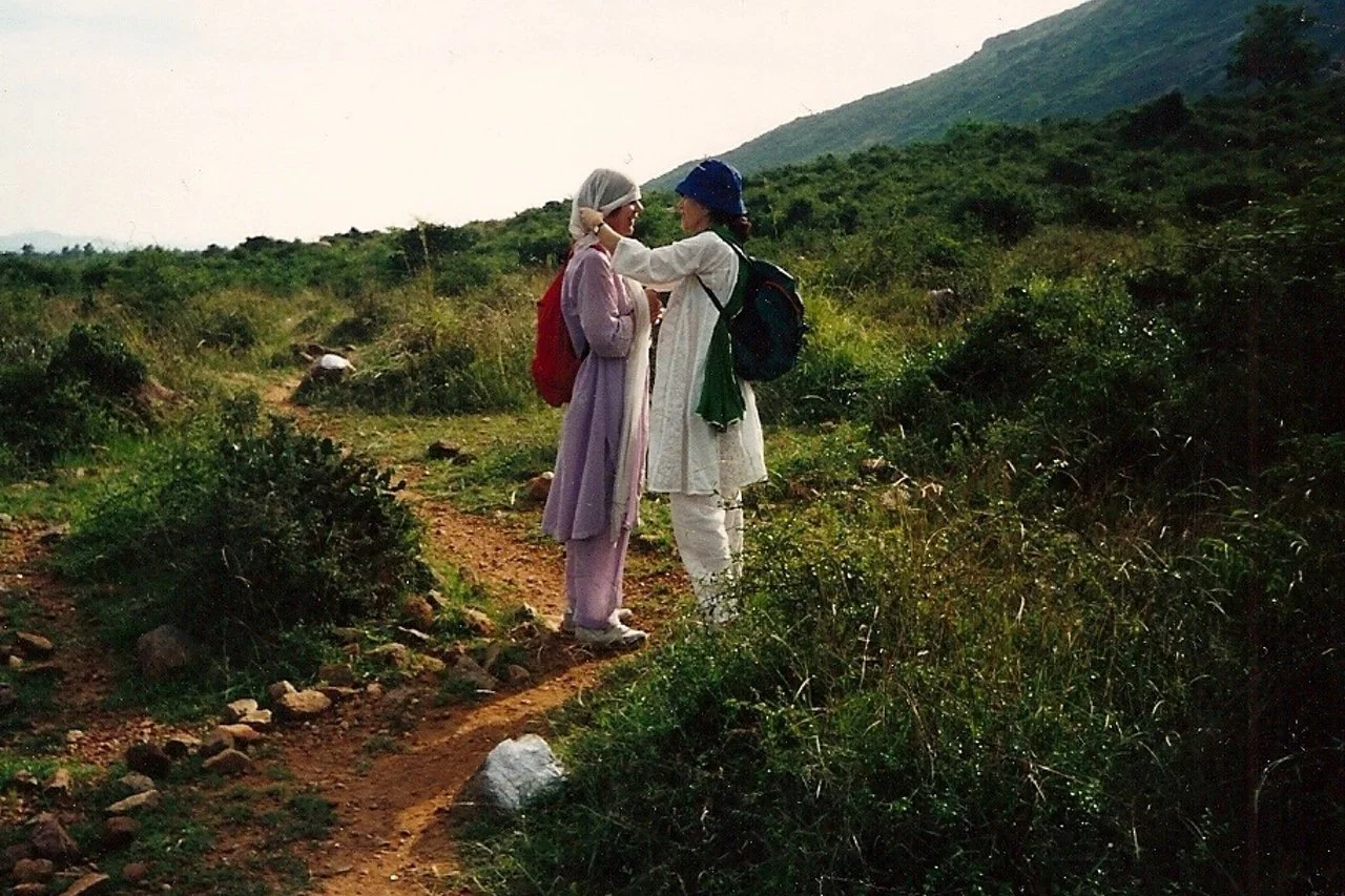India pradakashna Dr Cynthia Miller, Mt Arunachala