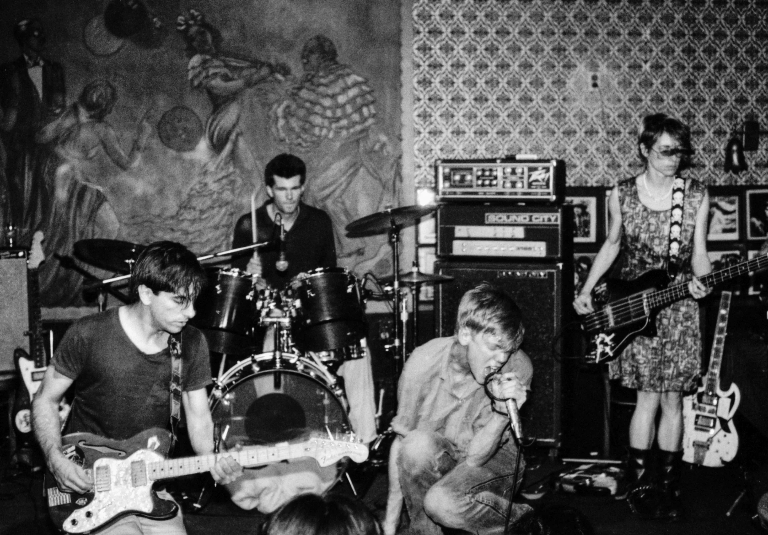 Sonic Youth, 1983