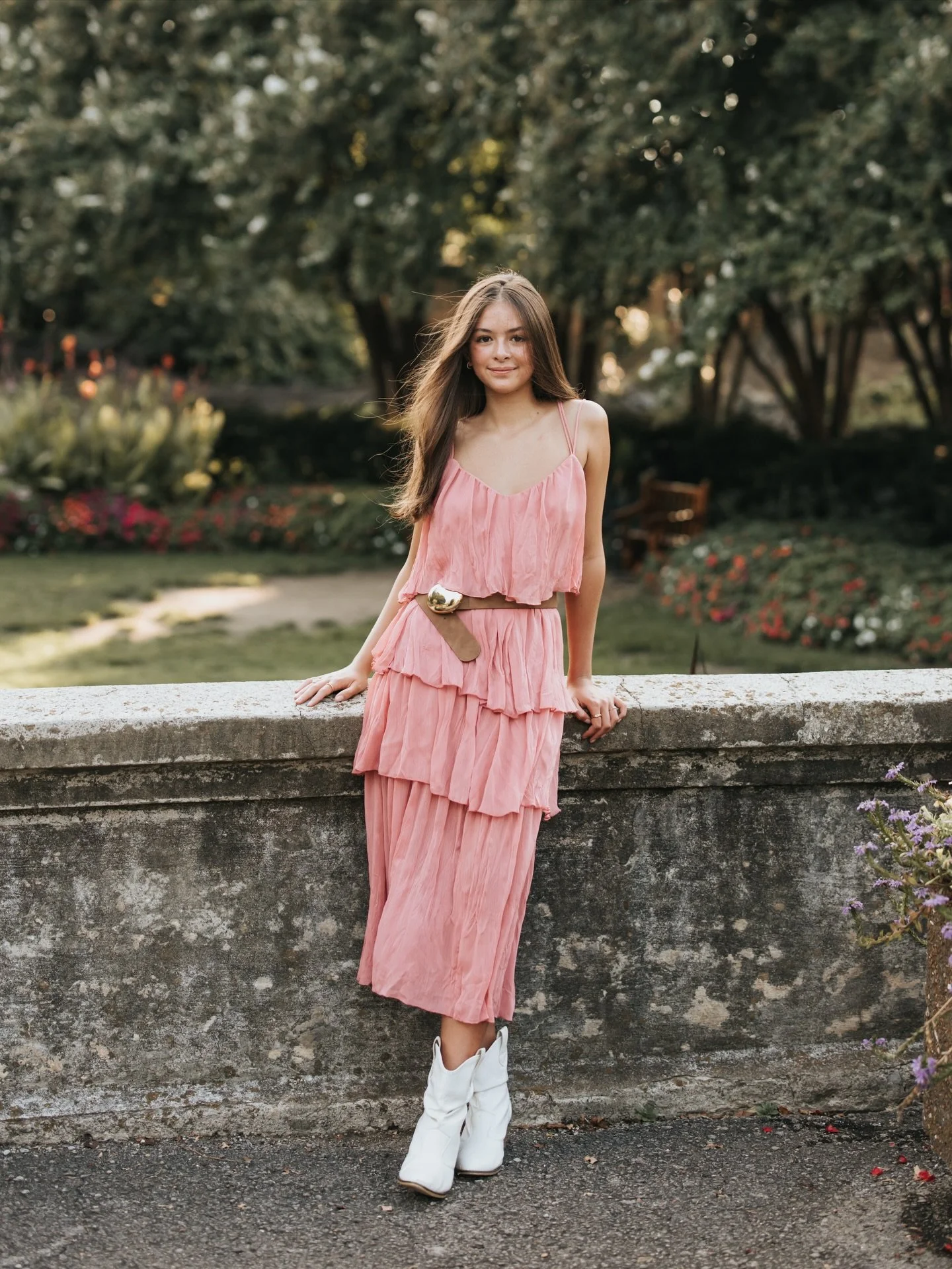 really loving all the senior photos in nashville this season!!! and lucy&rsquo;s photoshoot at centennial park certainly did not disappoint 🤩

if you want to see more photos from this shoot that didn&rsquo;t make it to the instagram feed, they&rsquo