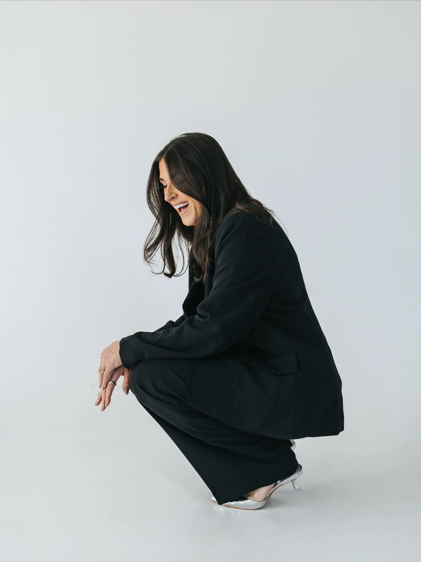 loved taking these branding photos in nashville with samantha at my favorite studio!!!

samantha reached out to me looking for photos to use when launching her wedding content creation creation business, &amp; i loved bringing her inspiration photos 