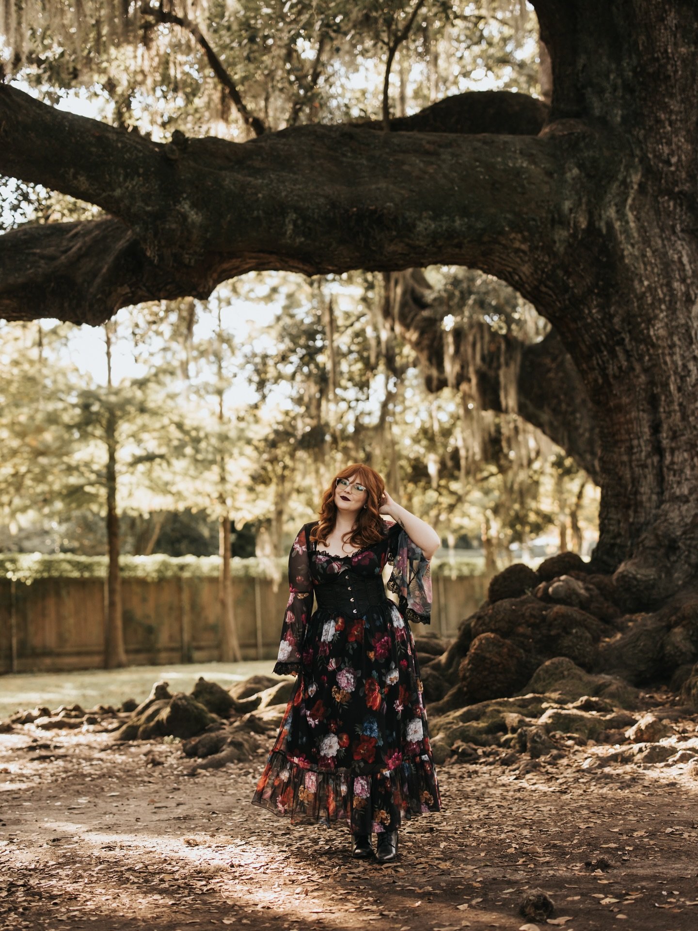 when you&rsquo;re publishing a book called Sudden Seances &amp; you need some photos to match 🔮

michelle reached out to me about planning a photoshoot down in the witchy city of new orleans to celebrate &amp; promote her upcoming poetry collection 