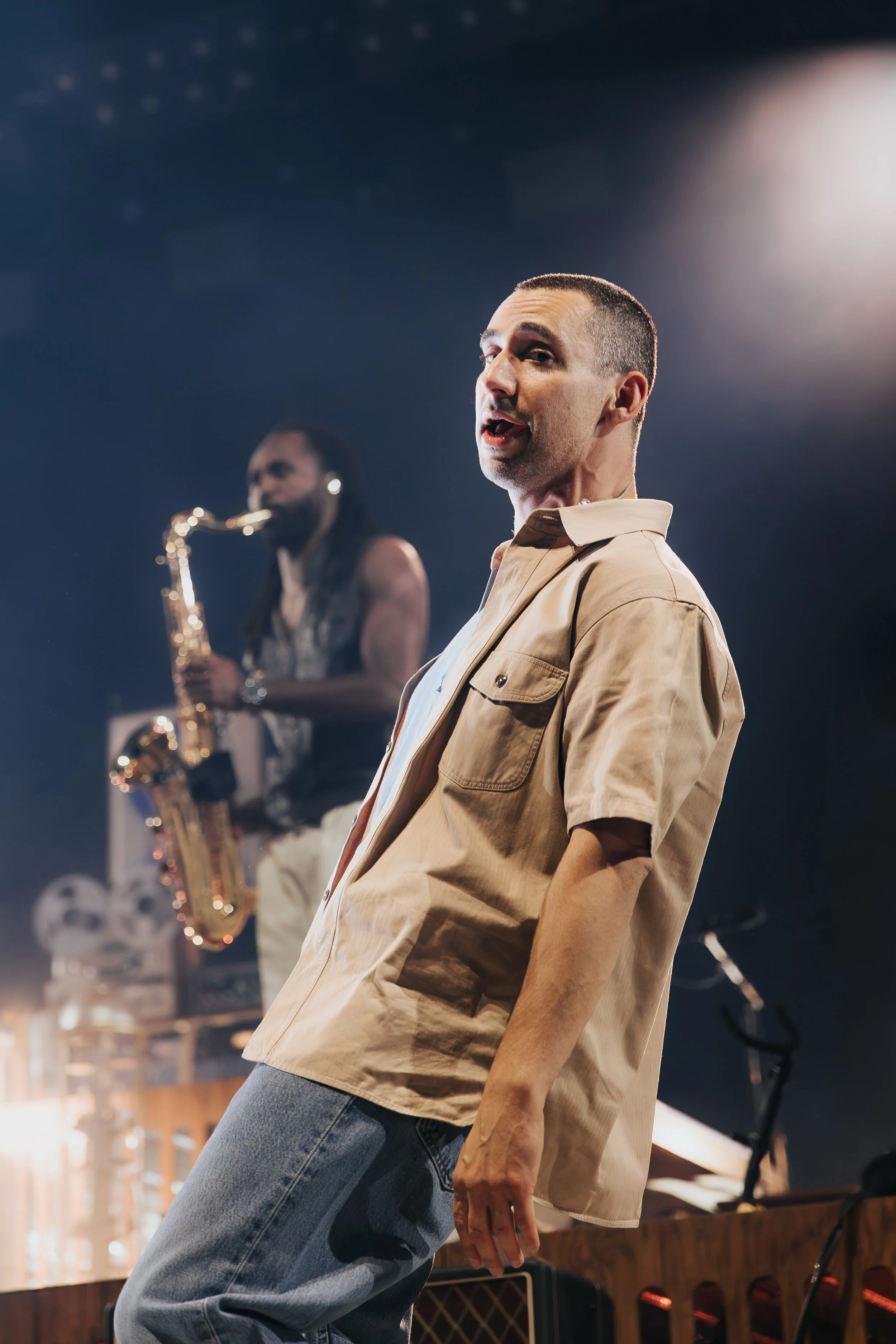 261008-BLEACHERS-020.jpg