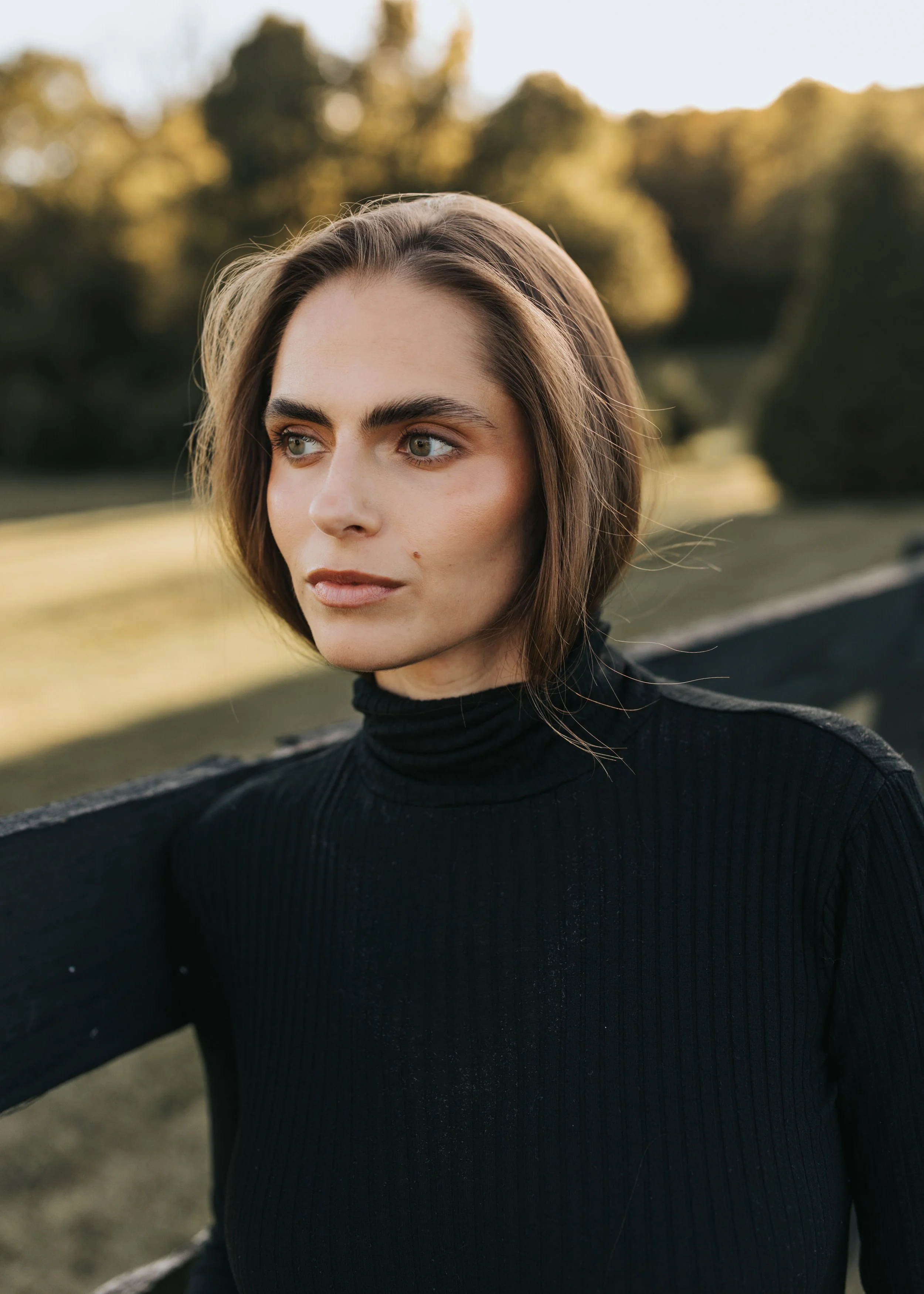  Model Skylar poses in a black turtleneck during her Nashville fashion photoshoot. 